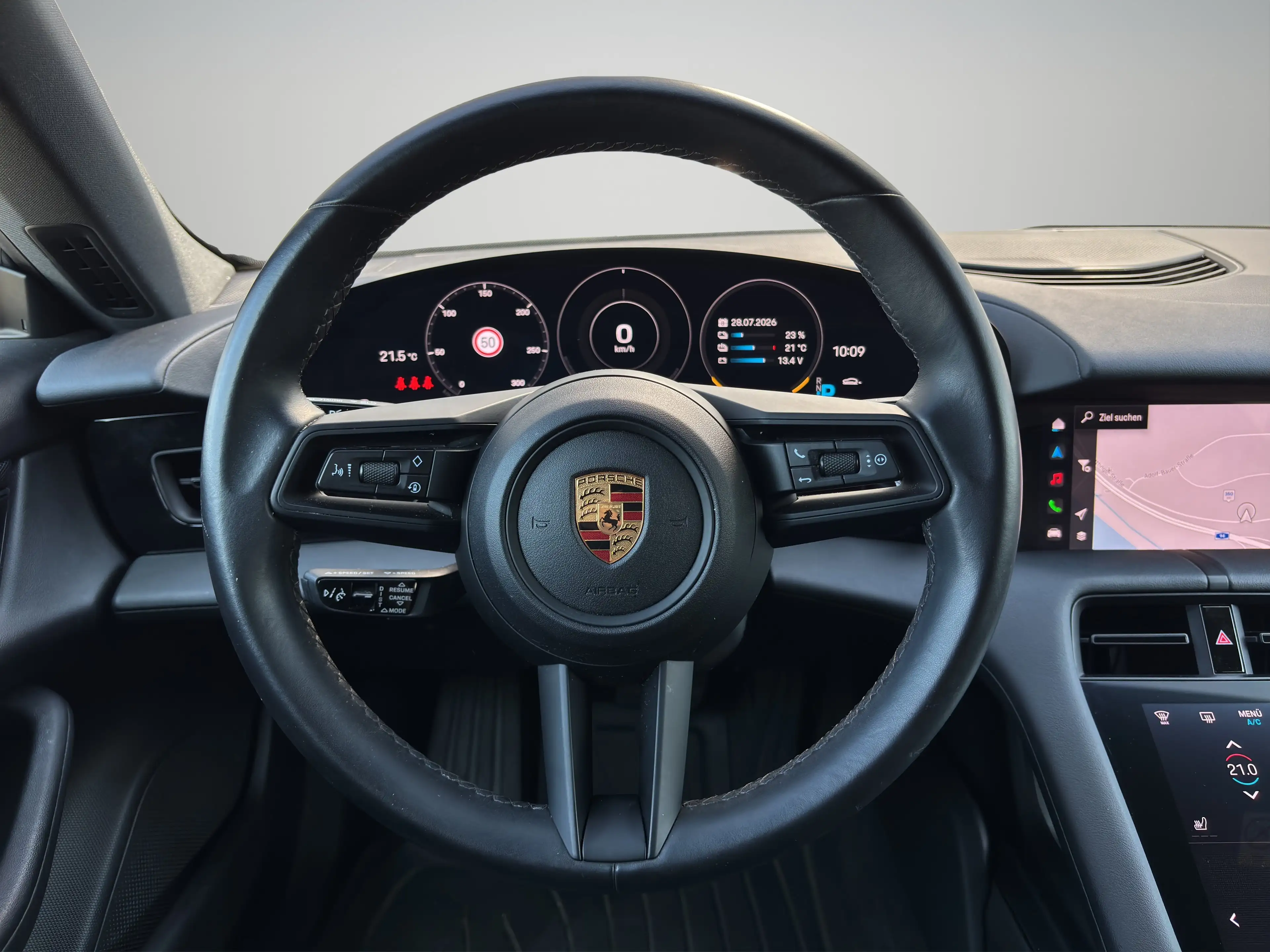 Porsche Taycan 4 Cross Turismo | LED-Matrix | InnoDrive — photo 13
