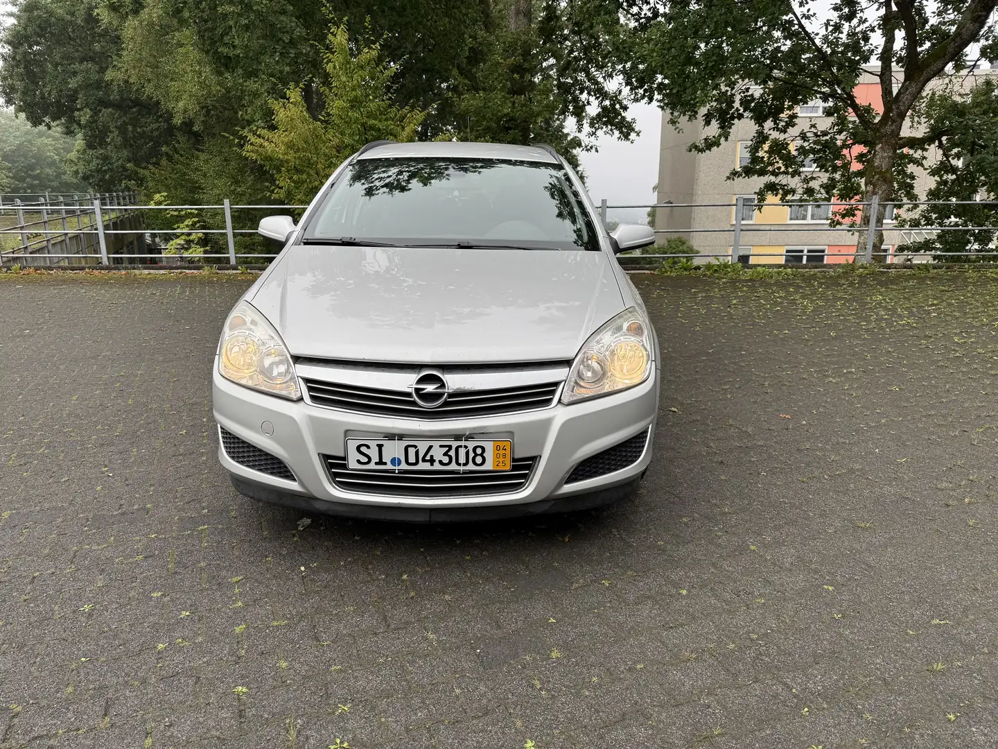 Opel Astra Caravan DPF Neuer TÜV - 1