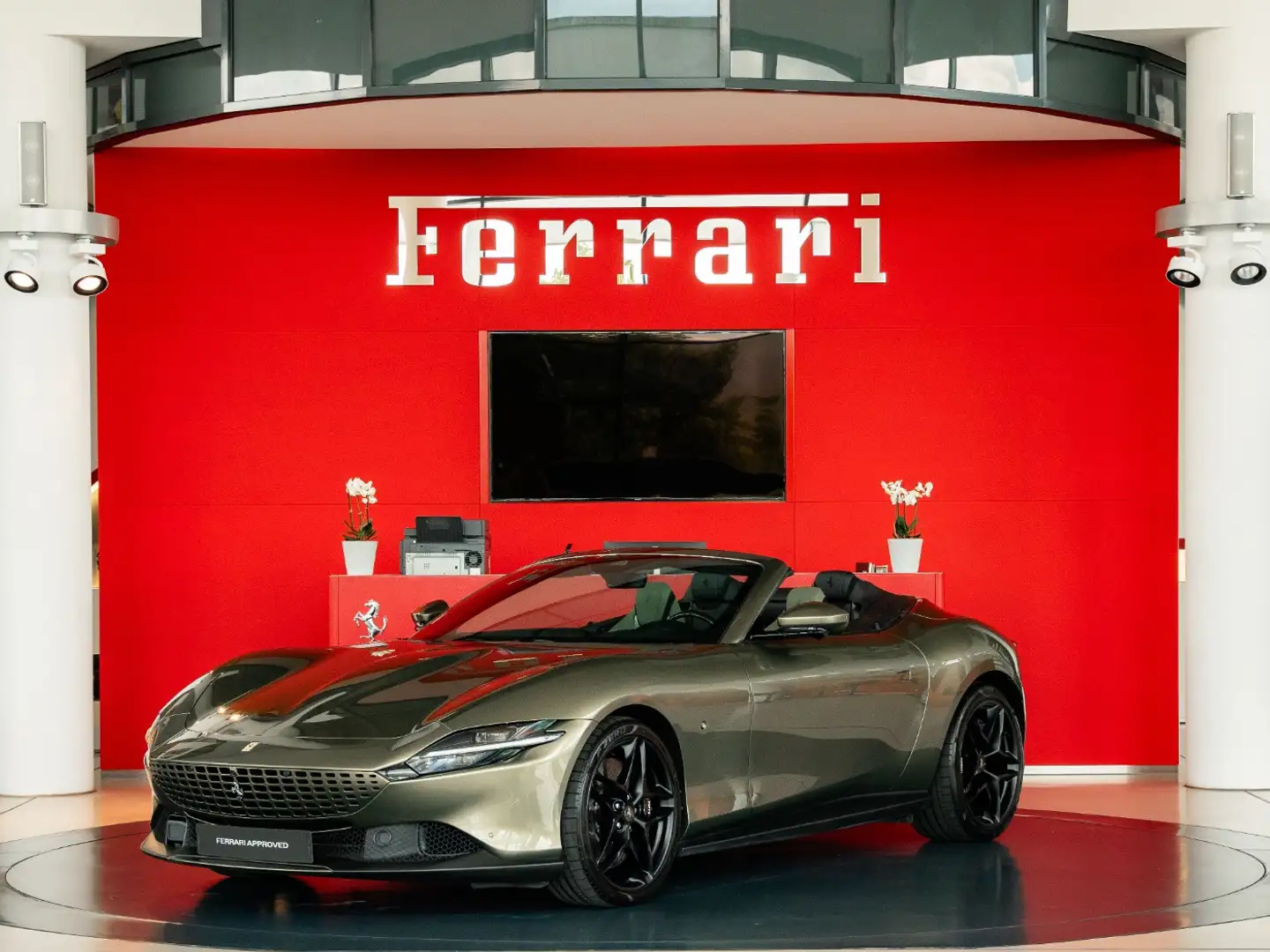 Ferrari Roma Spider MagneRide*360°-View*LED-Lenkrad Vert - 2