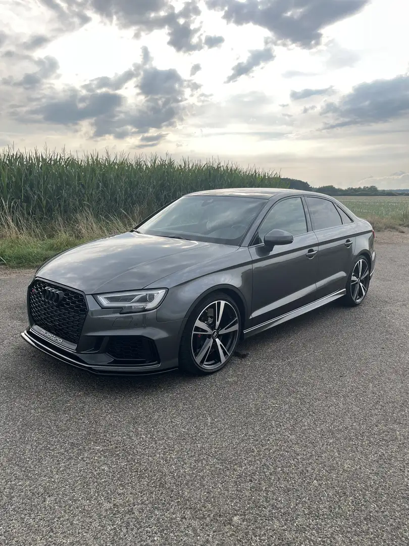 Audi RS3 Limousine S tronic - 1