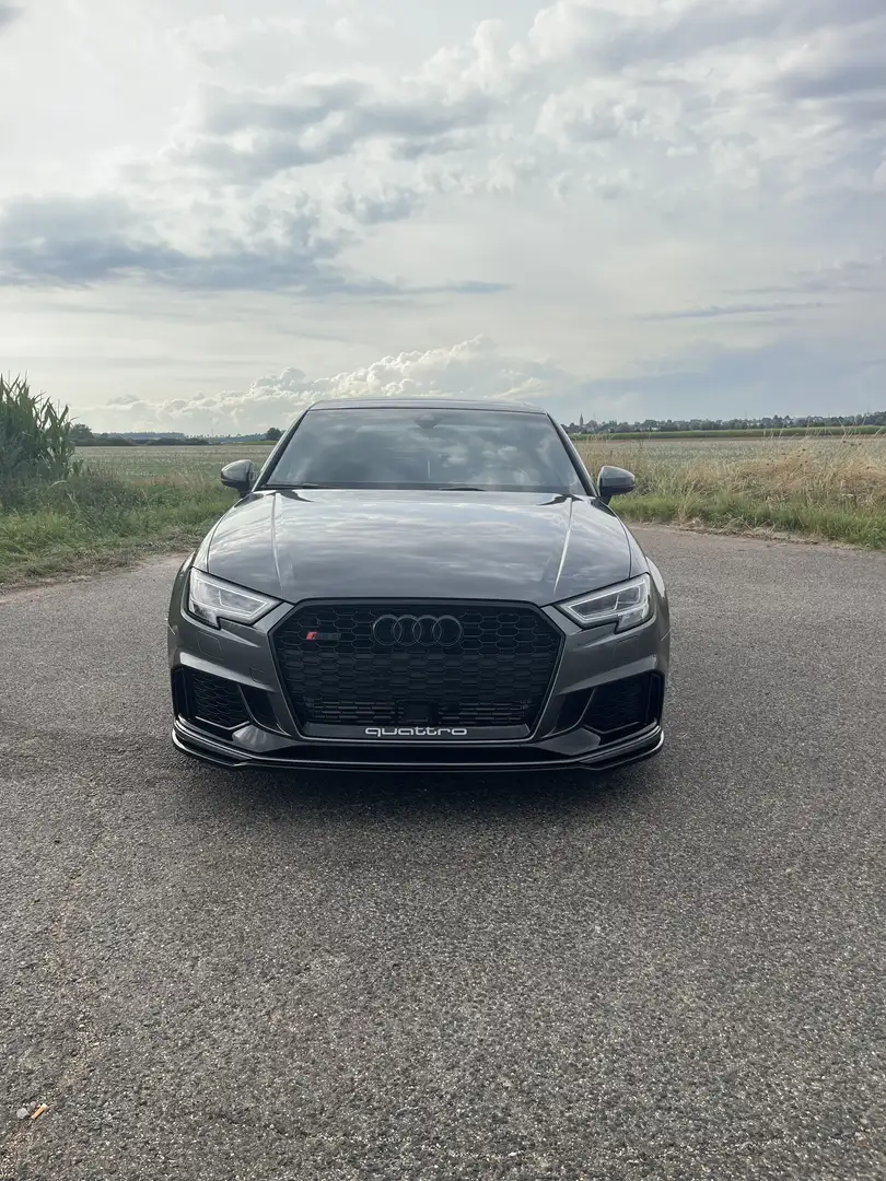 Audi RS3 Limousine S tronic - 2