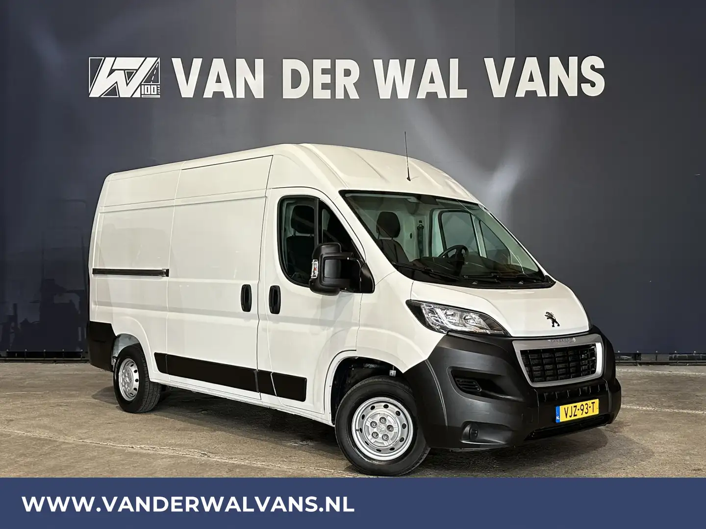 Peugeot Boxer 2.2 BlueHDi 140pk L2H2 Euro6 Airco | Camera | Navi Blanc - 1