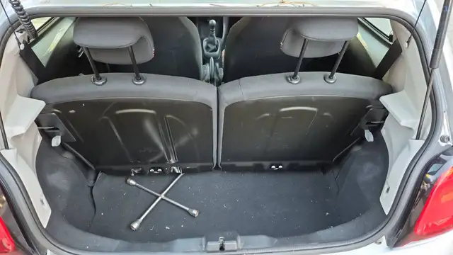 Citroen C1 view 14