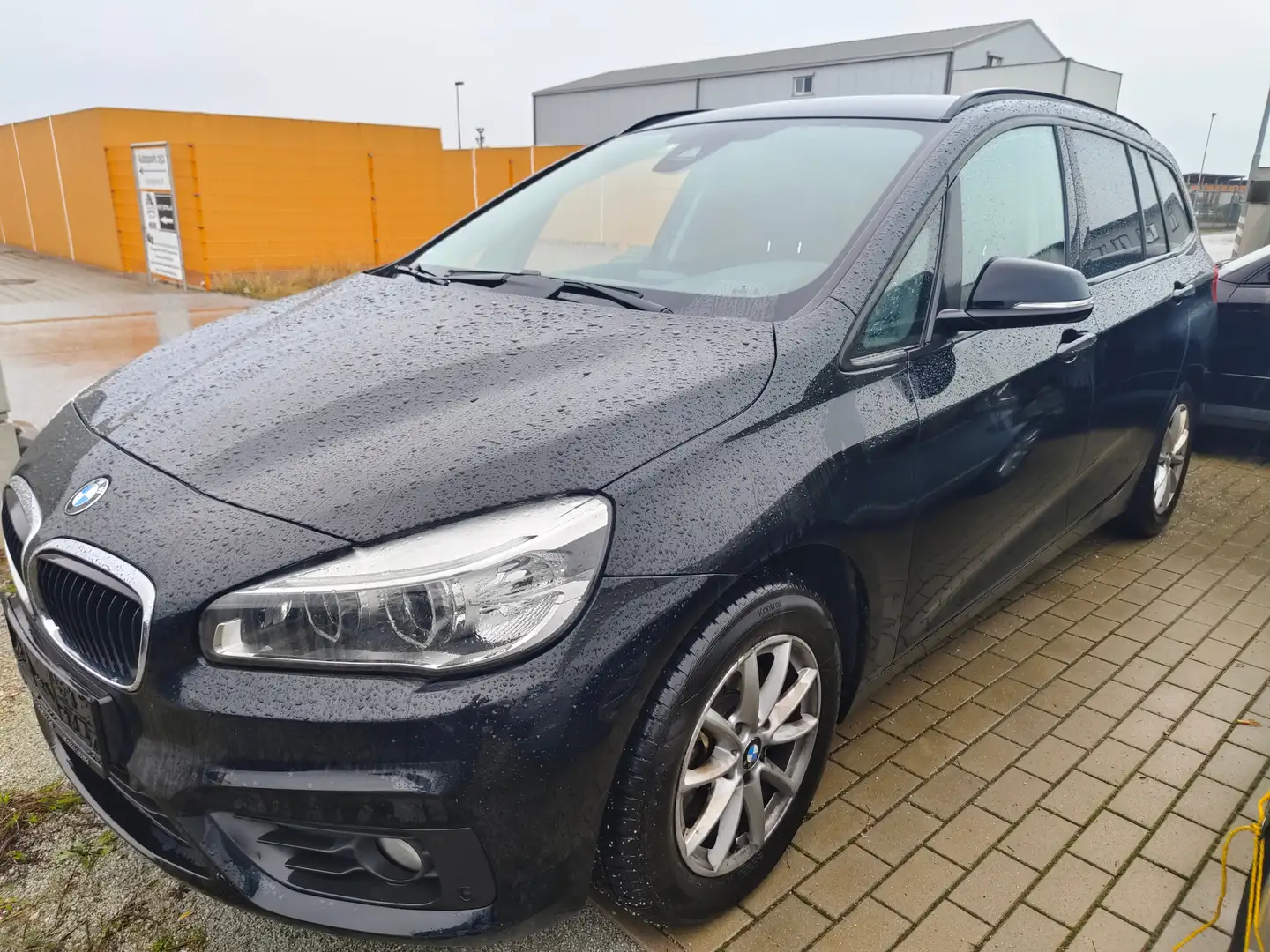 BMW 116 116d Efficient Dynamics Schwarz - 2