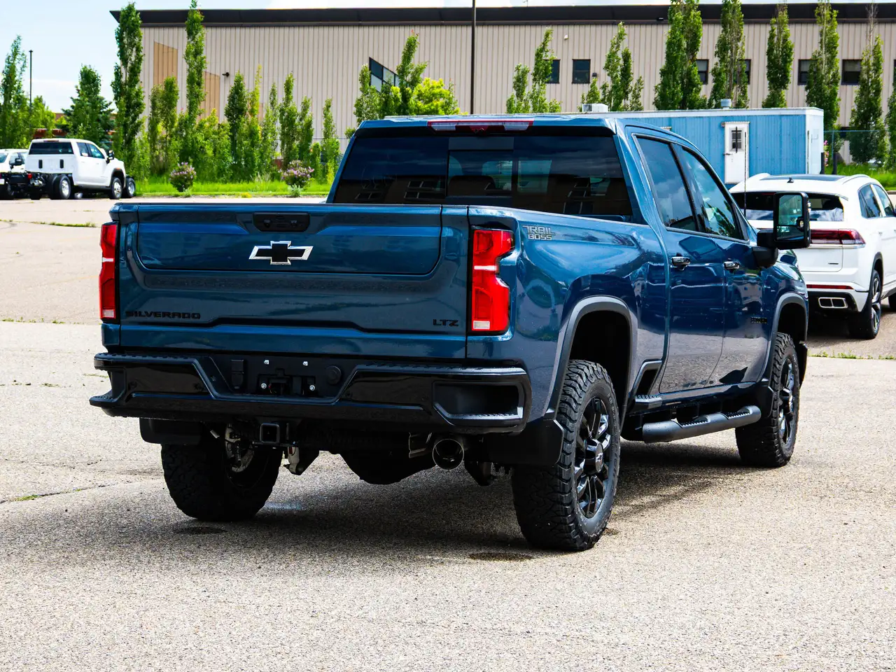 Chevrolet Silverado 3500 photo Chevrolet Silverado 3500