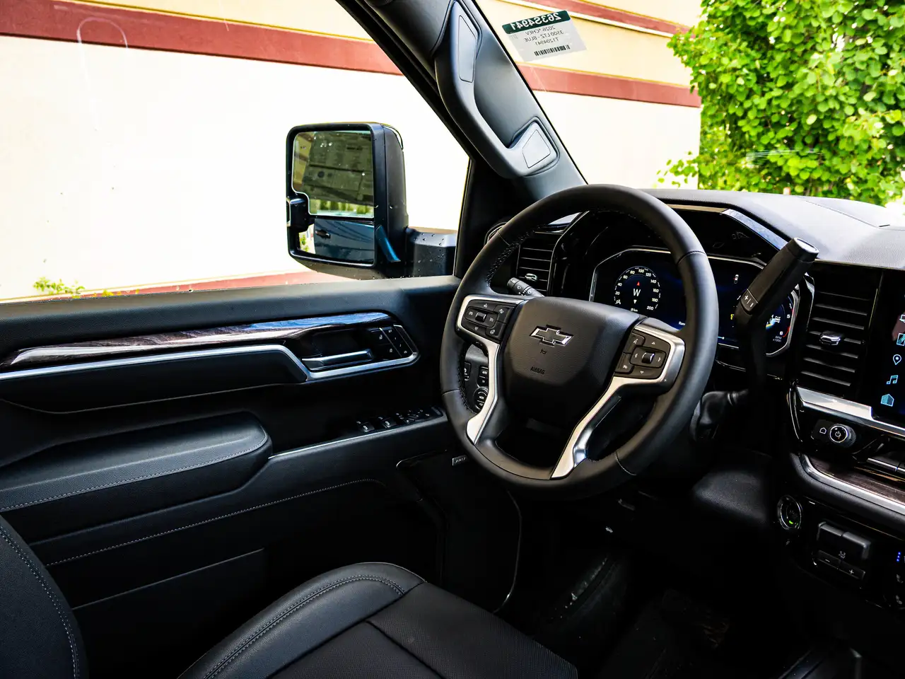 Chevrolet Silverado 3500 photo Chevrolet Silverado 3500