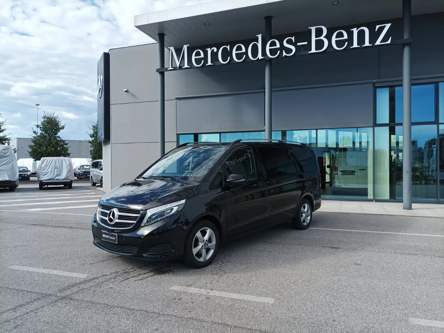 Mercedes-Benz V 220 220 d executive l auto e6 Nero - 2