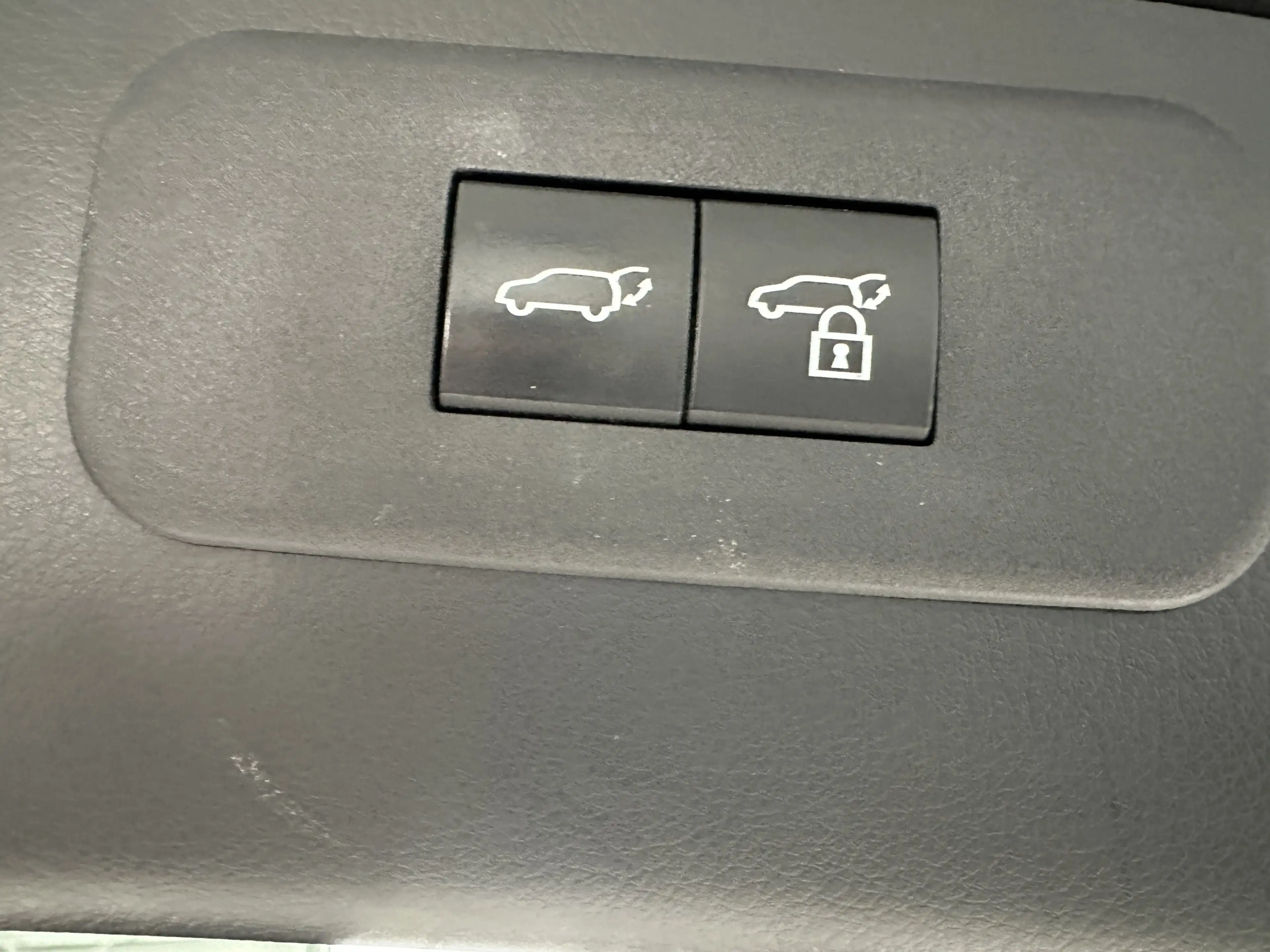 Lexus 350h LED ACC Leder Navi DAB Kamera — photo 9
