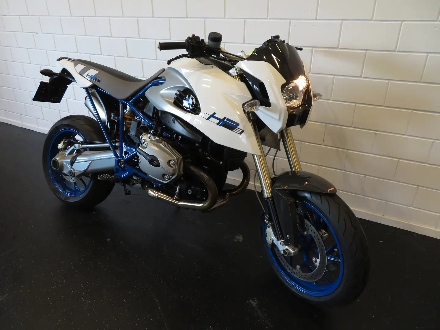 BMW HP 2 Megamoto ZEER STRAK! Wit - 2