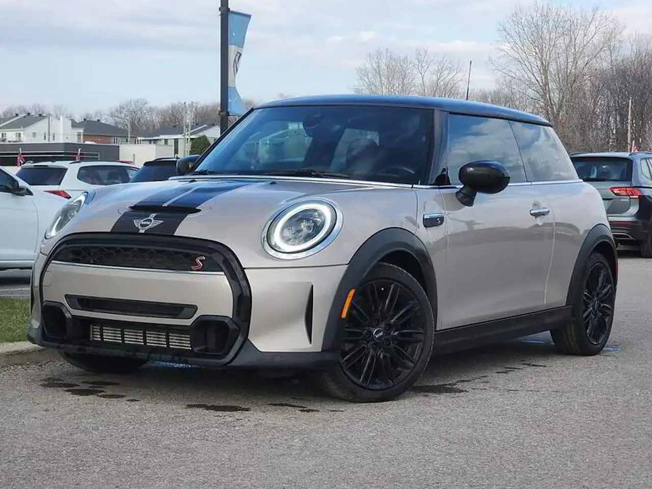 2022 MINI 3 Door