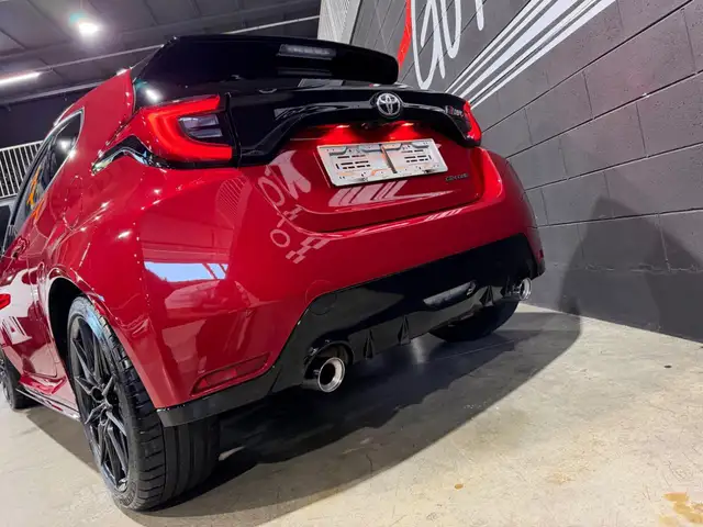 Toyota Yaris view 9