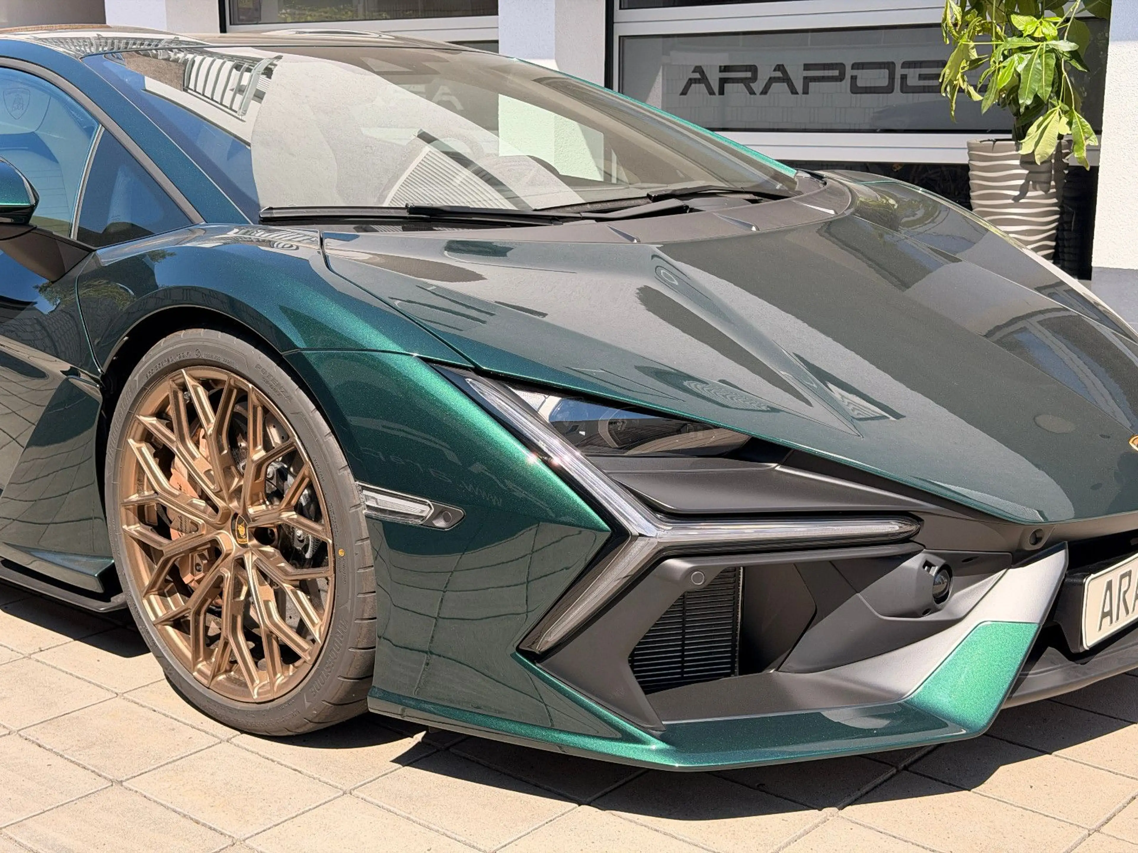 Lamborghini Revuelto *INT.CARBON*SONUS*2DISP.*FULL-ASSIST* — photo 4