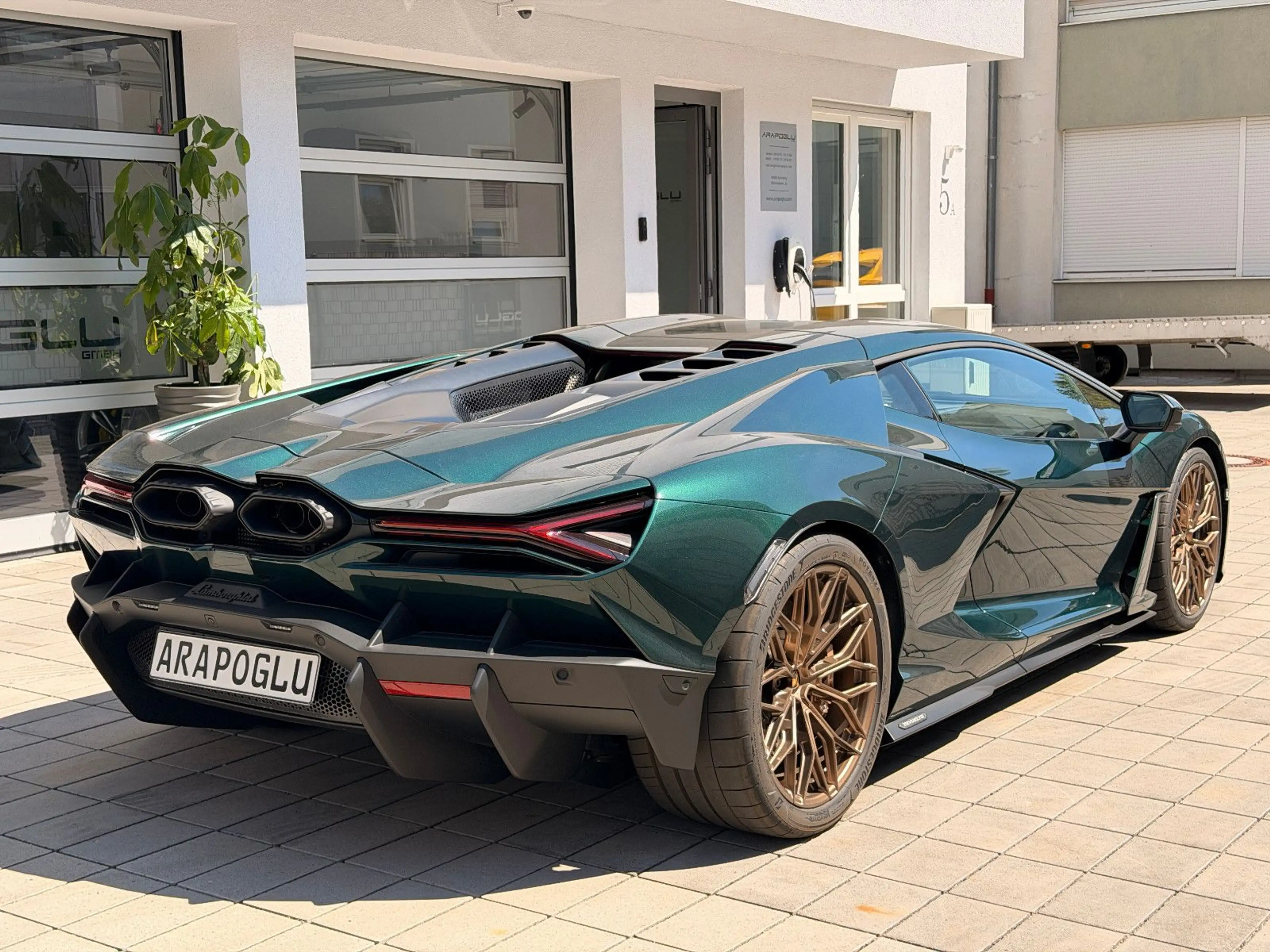 Lamborghini Revuelto *INT.CARBON*SONUS*2DISP.*FULL-ASSIST* — photo 7