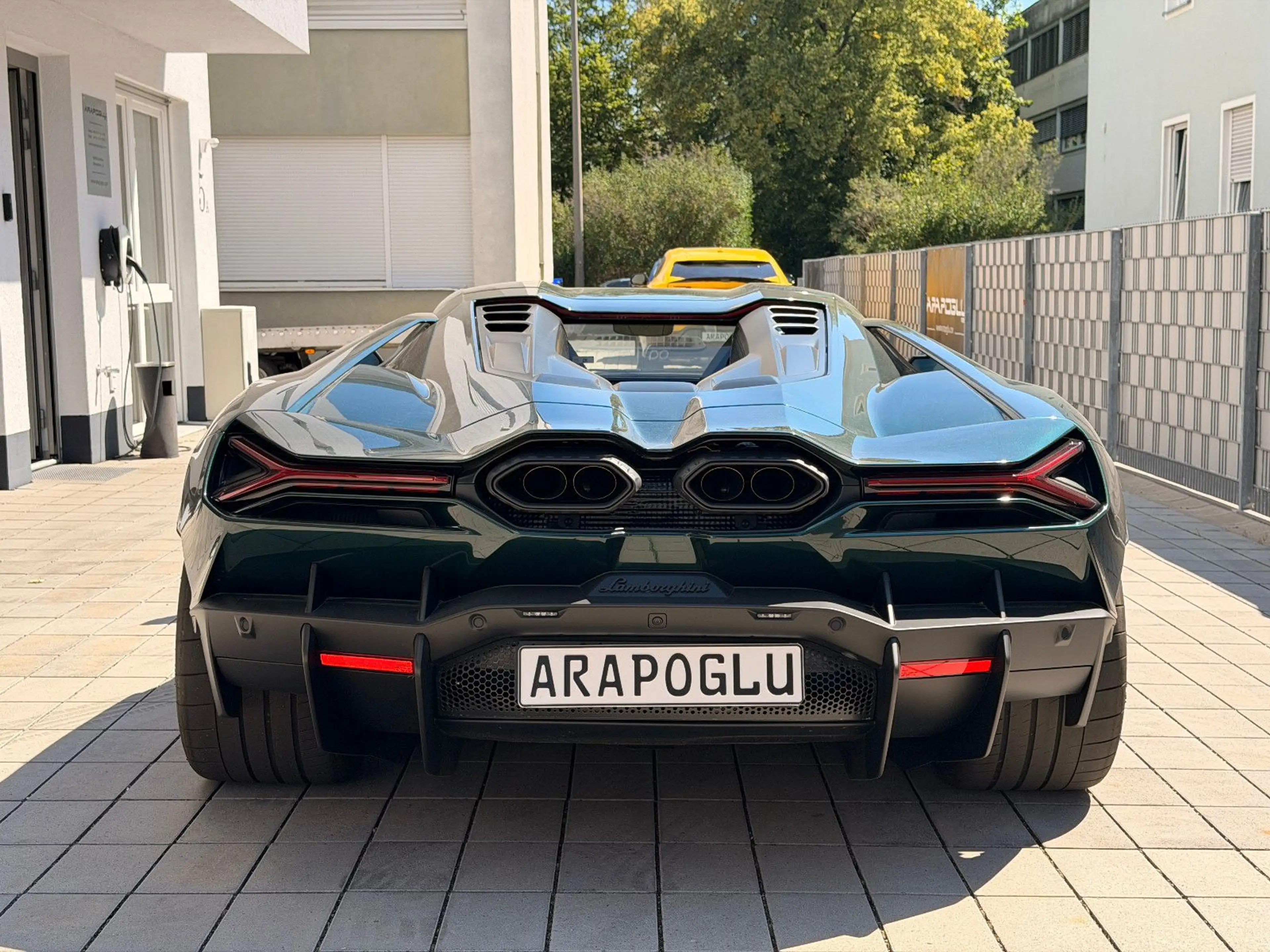 Lamborghini Revuelto *INT.CARBON*SONUS*2DISP.*FULL-ASSIST* — photo 6