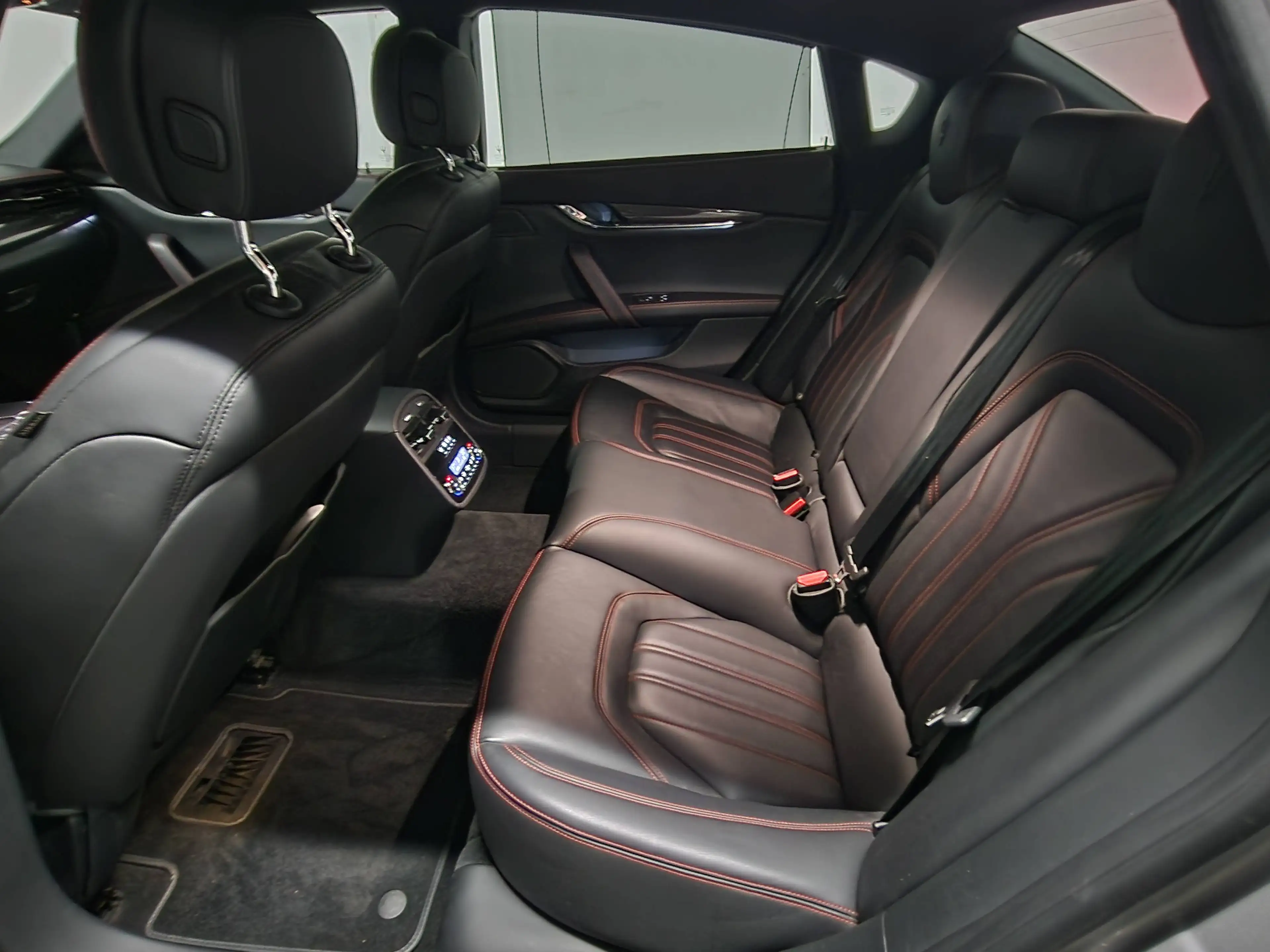 Maserati Quattroporte 3.0 V6 BiTurbo S Q4 - Garantie 12M — photo 7