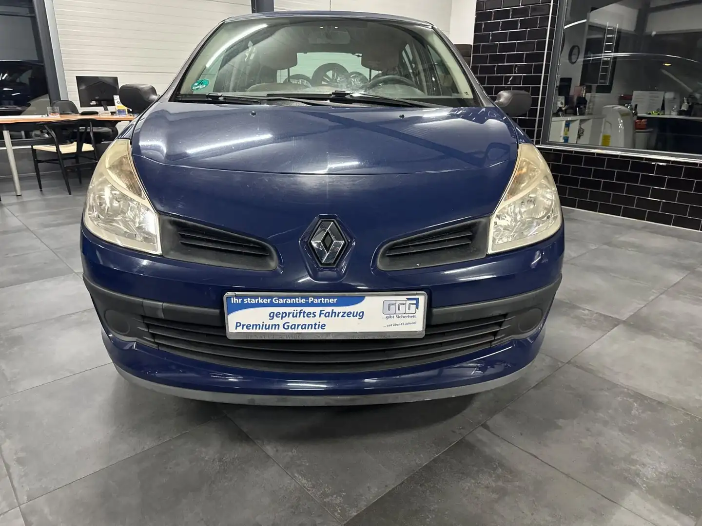 Renault Clio III Expression Blau - 2