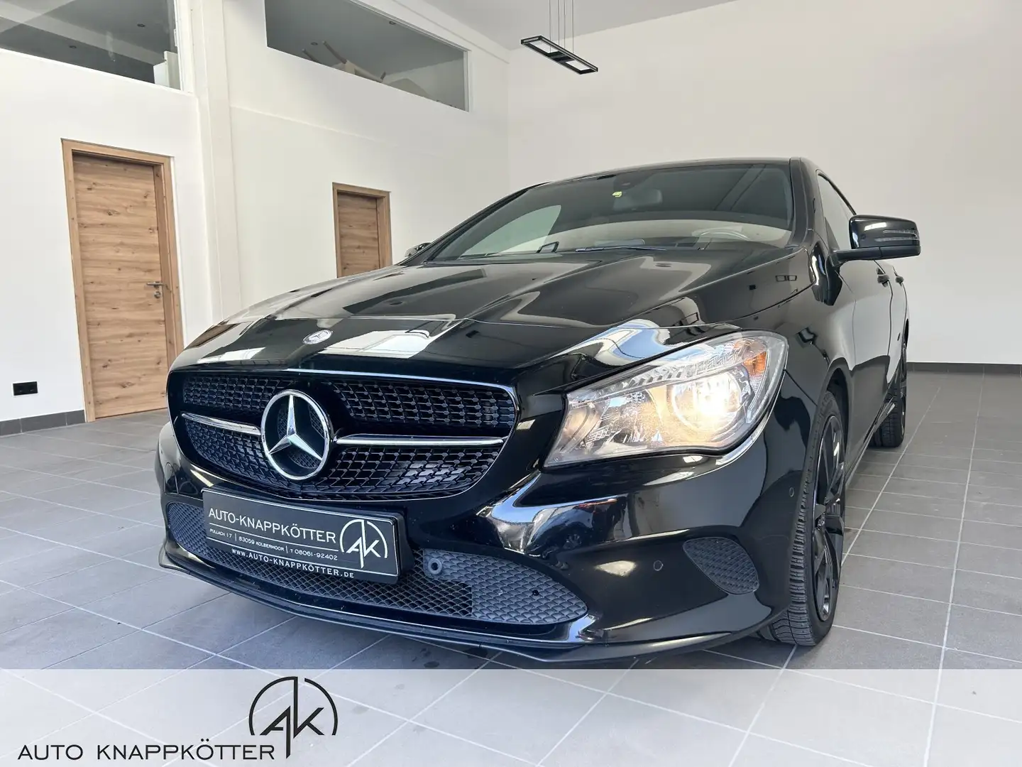 Mercedes-Benz CLA 200 CLA 200d CDI Shooting Brake/NightPaket/EURO6  Navi Noir - 2