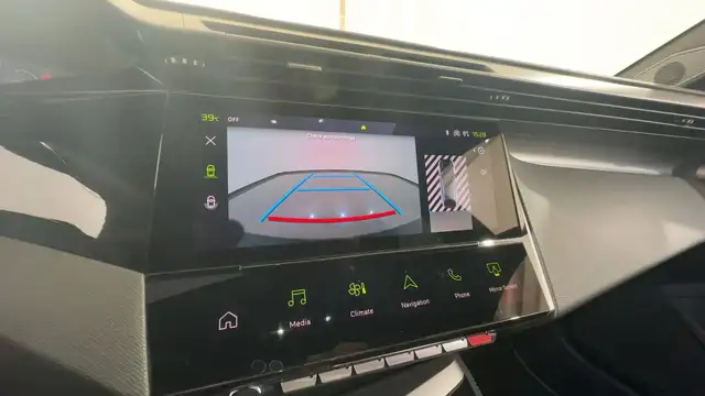 Peugeot 408 view 22