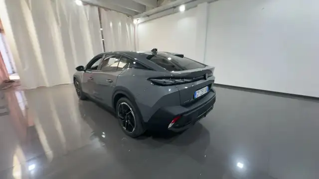 Peugeot 408 view 9