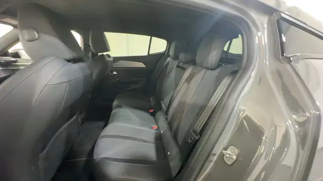 Peugeot 408 view 20
