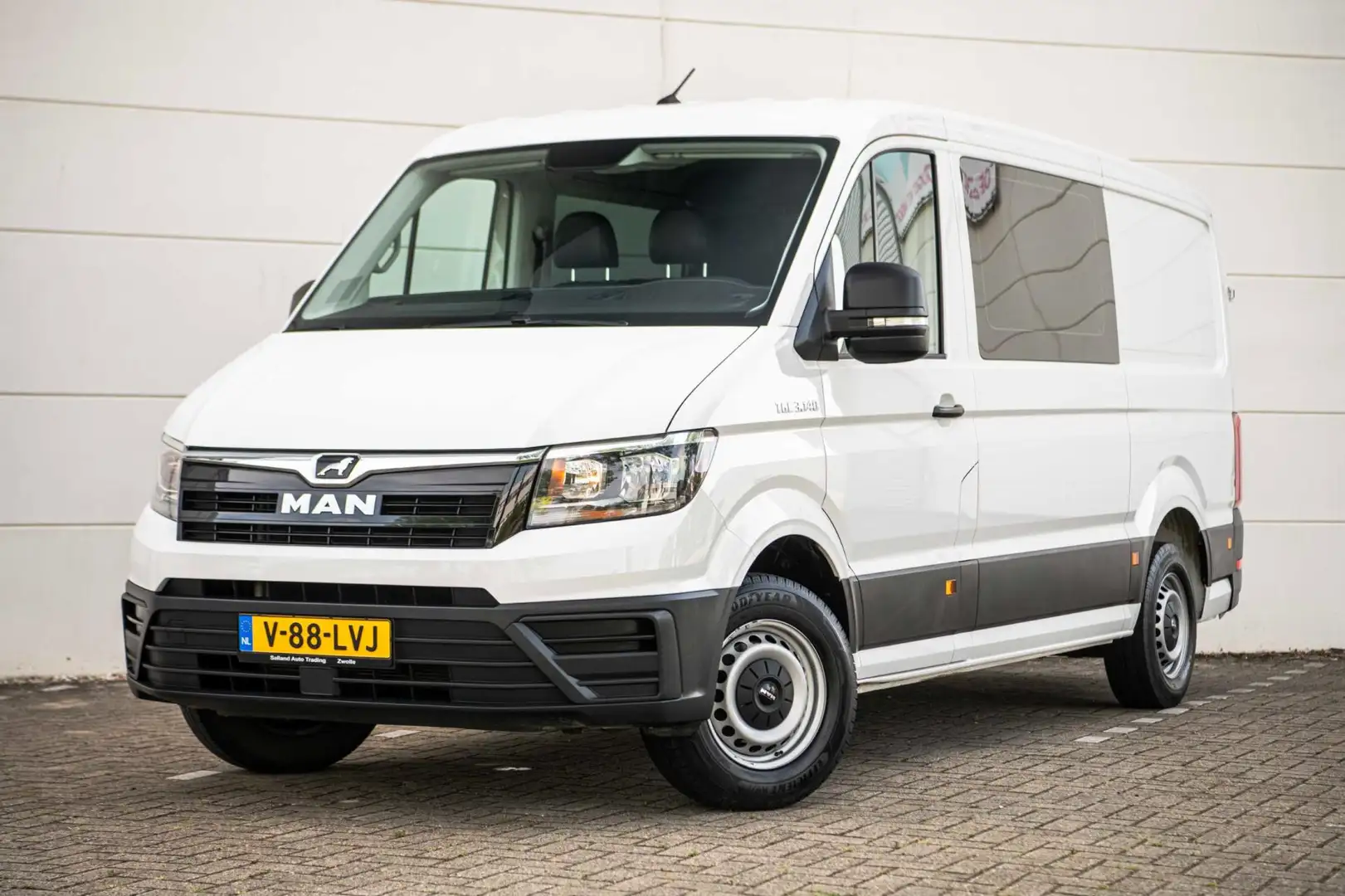 MAN TGE 2.0 TDI 140pk DSG L3H1 6-Pers. |Airco|Carplay|Crui Wit - 1