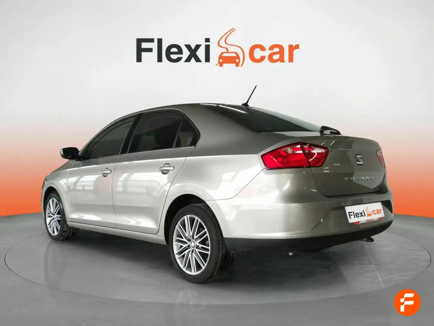 SEAT Toledo 1.0 TSI 81kW (110CV) S&S XCELLENCE Beige - 2