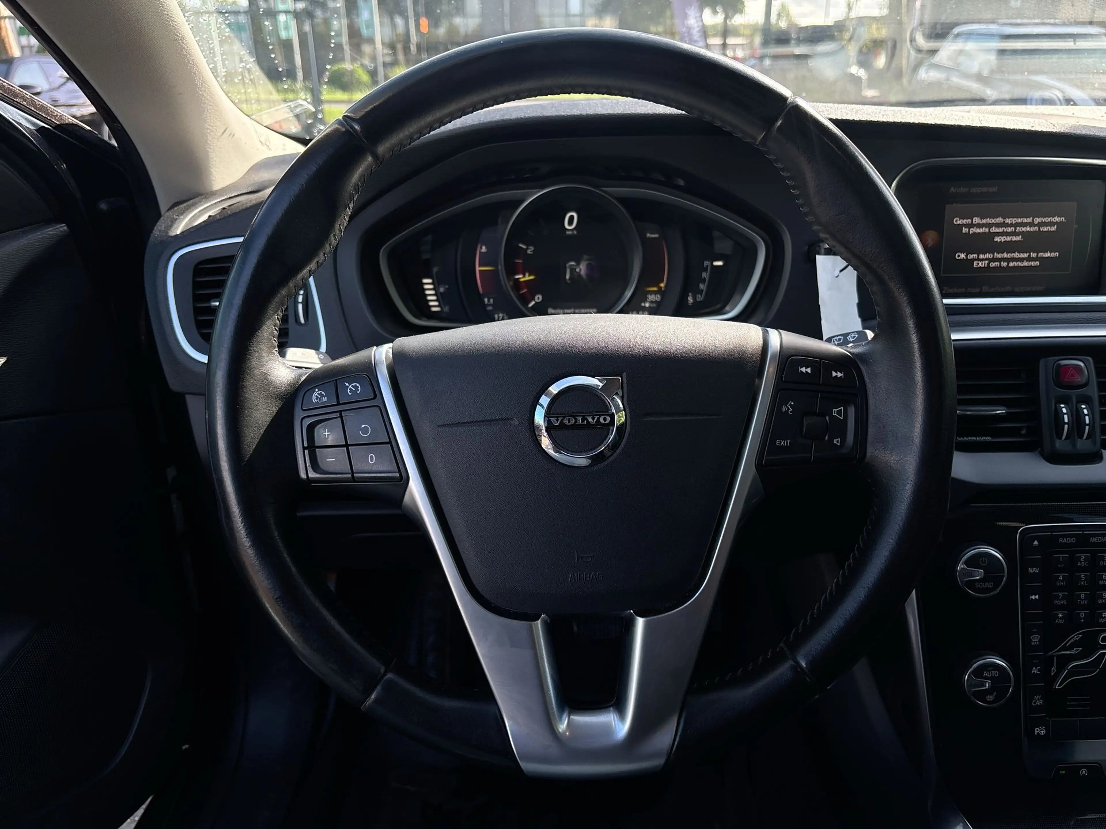 Volvo V40 Cross Country 1.5 T3 Polar+ Luxury |STOELVERW.|TREKHAAK|CLIMA|NA — photo 10