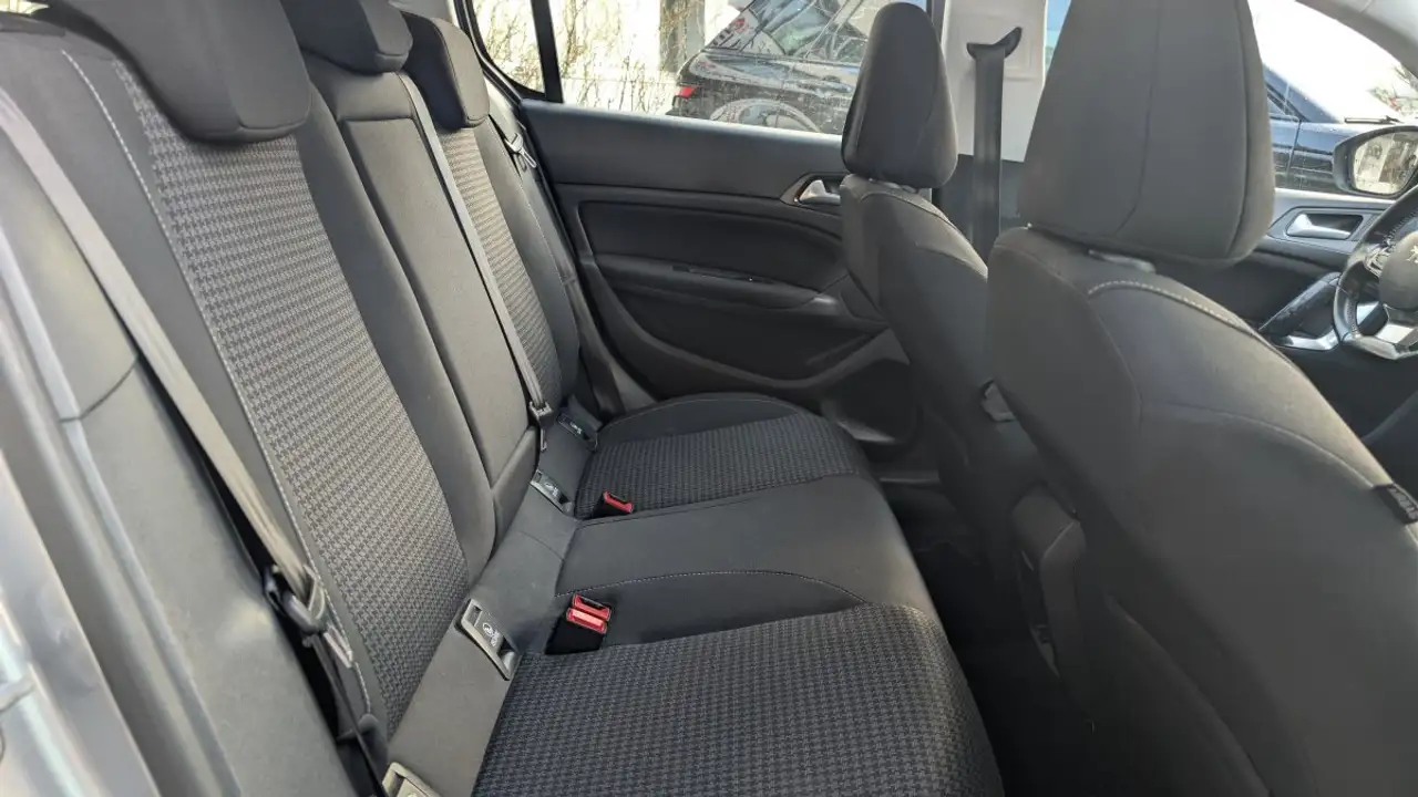Peugeot 308 308 SW — photo 13