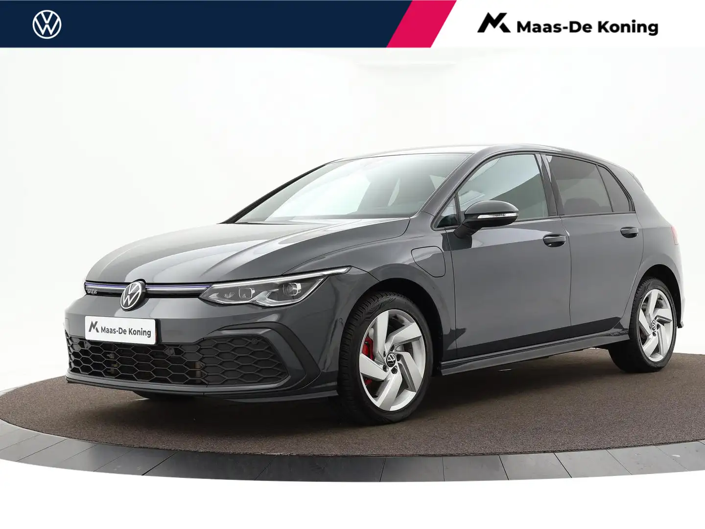 Volkswagen Golf GTE 1.4 245pk DSG eHybrid · Navigatie · Keyless · Head Grijs - 1