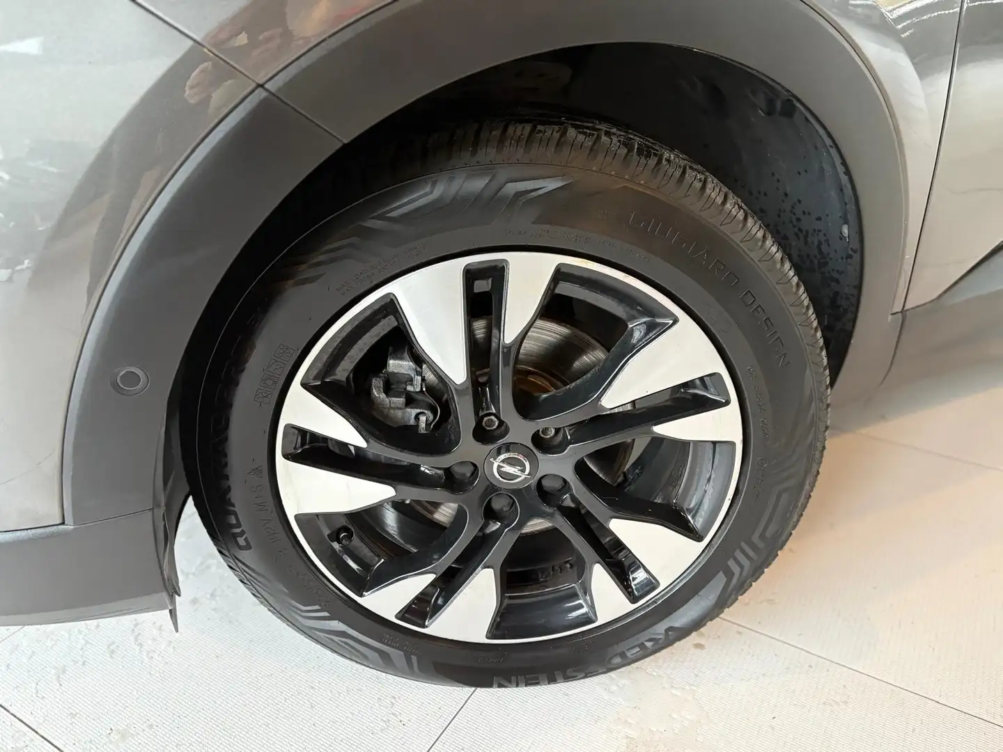 Opel Grandland X 1.2 Turbo Innovation | Trekhaak | Navi | Cruise | Gris - 2