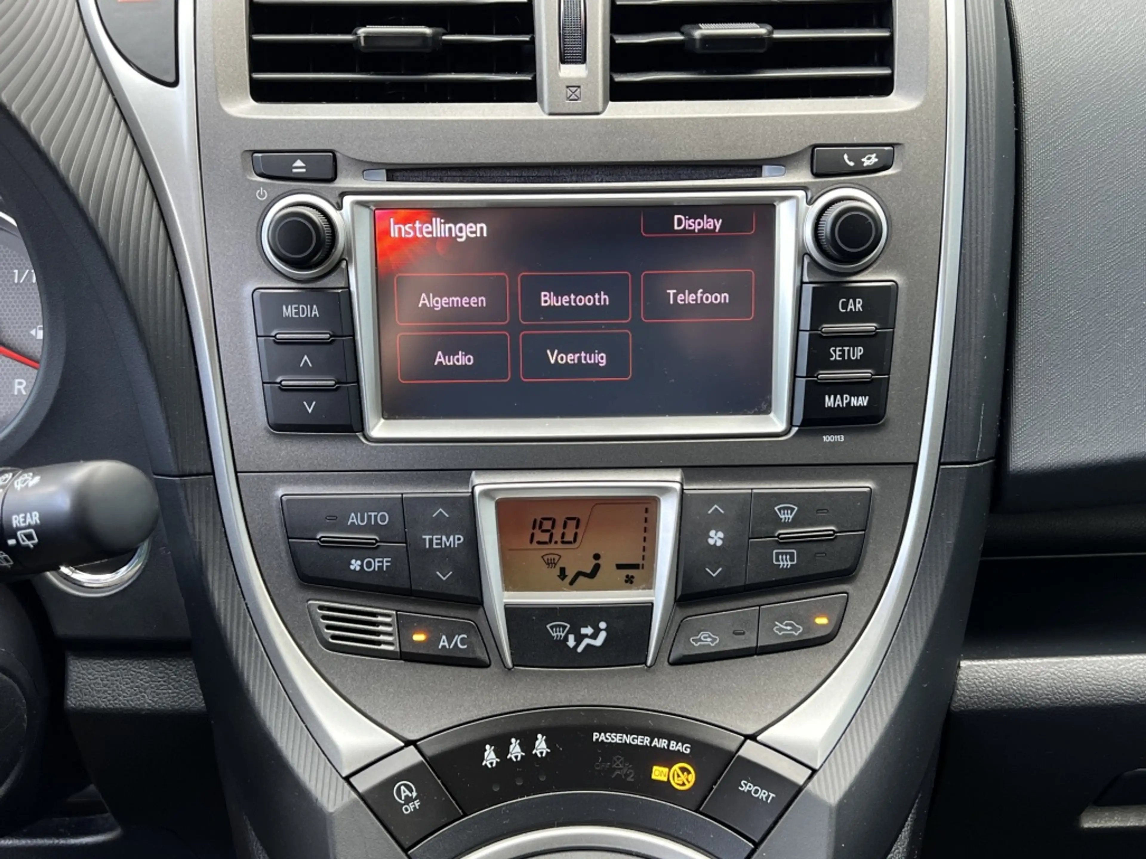Toyota Verso-S 1.3 VVT-i Dynamic Automaat | NL auto | Navi | Keyl — photo 27
