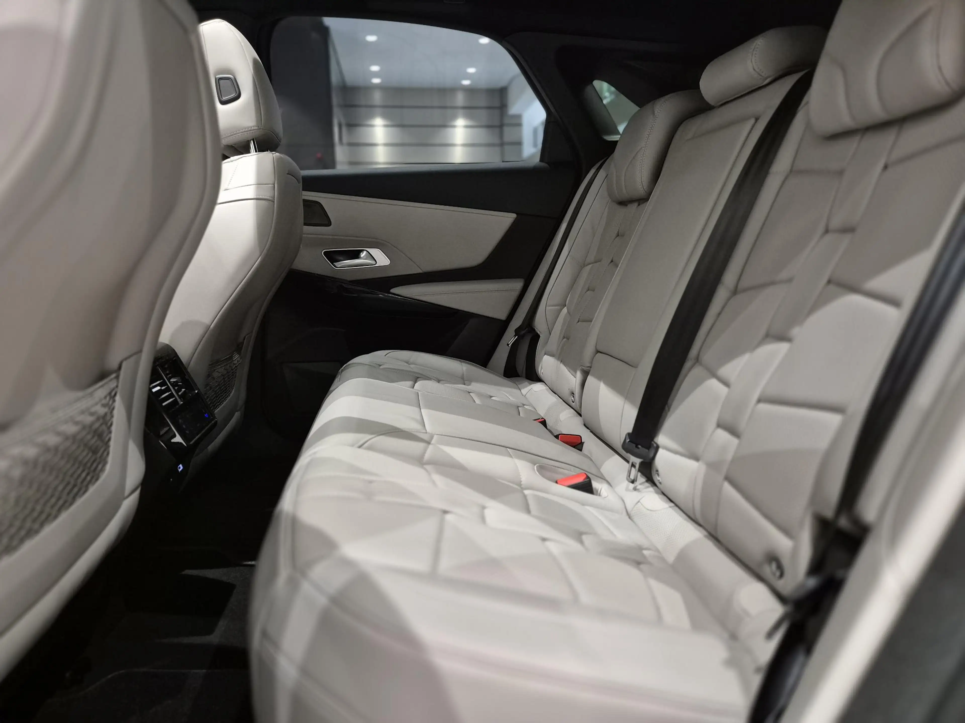 DS Automobiles DS 7 1.6 PHEV 300 4x4 Etoile | Panoramadak | Leder | Tr — photo 8