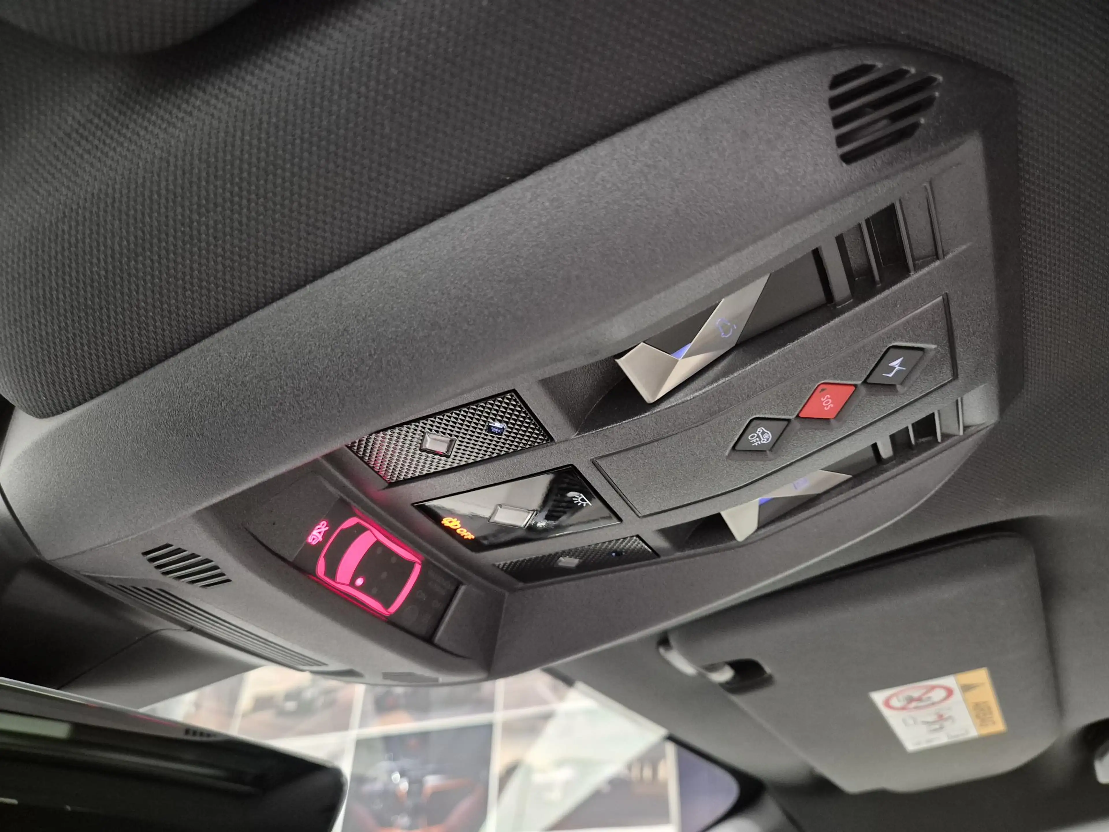 DS Automobiles DS 7 1.6 PHEV 300 4x4 Etoile | Panoramadak | Leder | Tr — photo 33