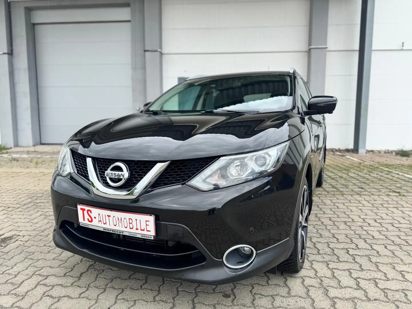Nissan Qashqai Tekna/2-Hand/Automatik/94-TKM./Tüv 2027 Schwarz - 1