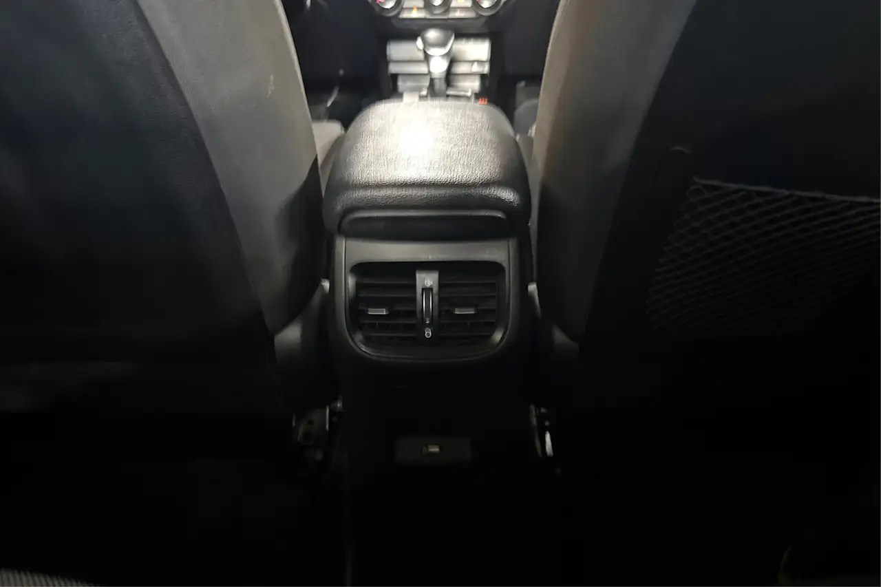 Kia Forte снимка Kia Forte