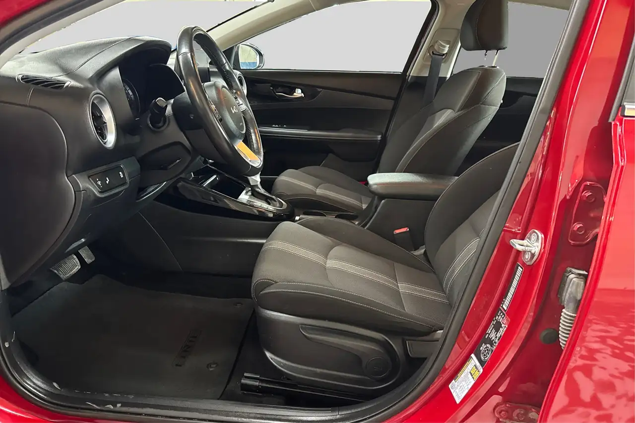 Kia Forte снимка Kia Forte
