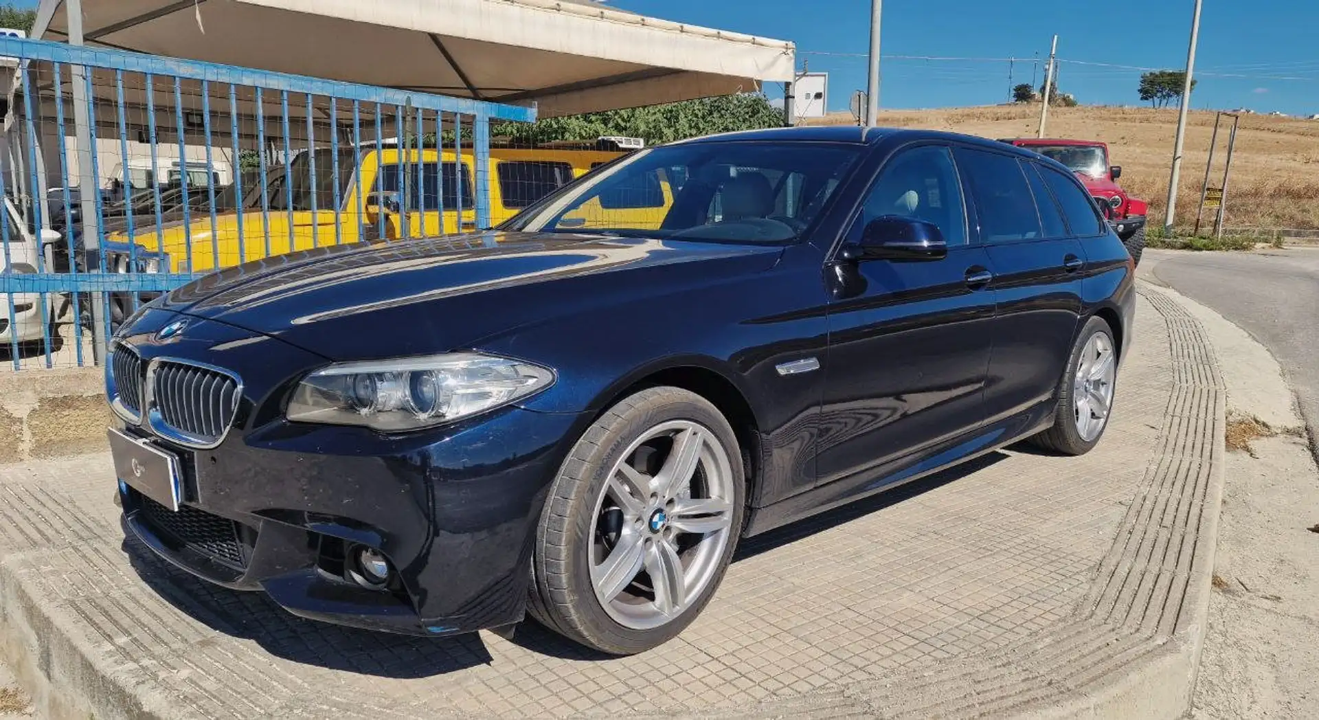 BMW 525 525d Touring xdrive Business auto E6 Bleu - 2