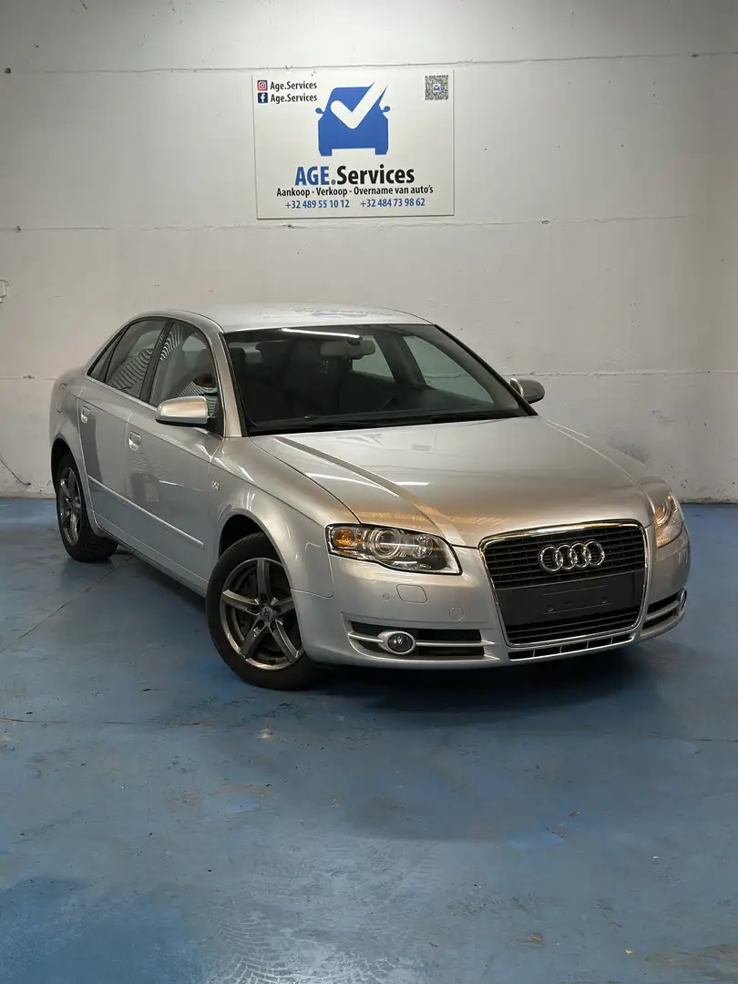 Audi A4 2.0 Turbo 16v FSI **TOP STAAT! ** - 2