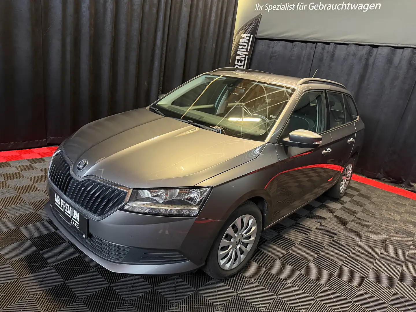 Skoda Fabia Ambition *AHK*NAVI*1-BESITZ* Grau - 2