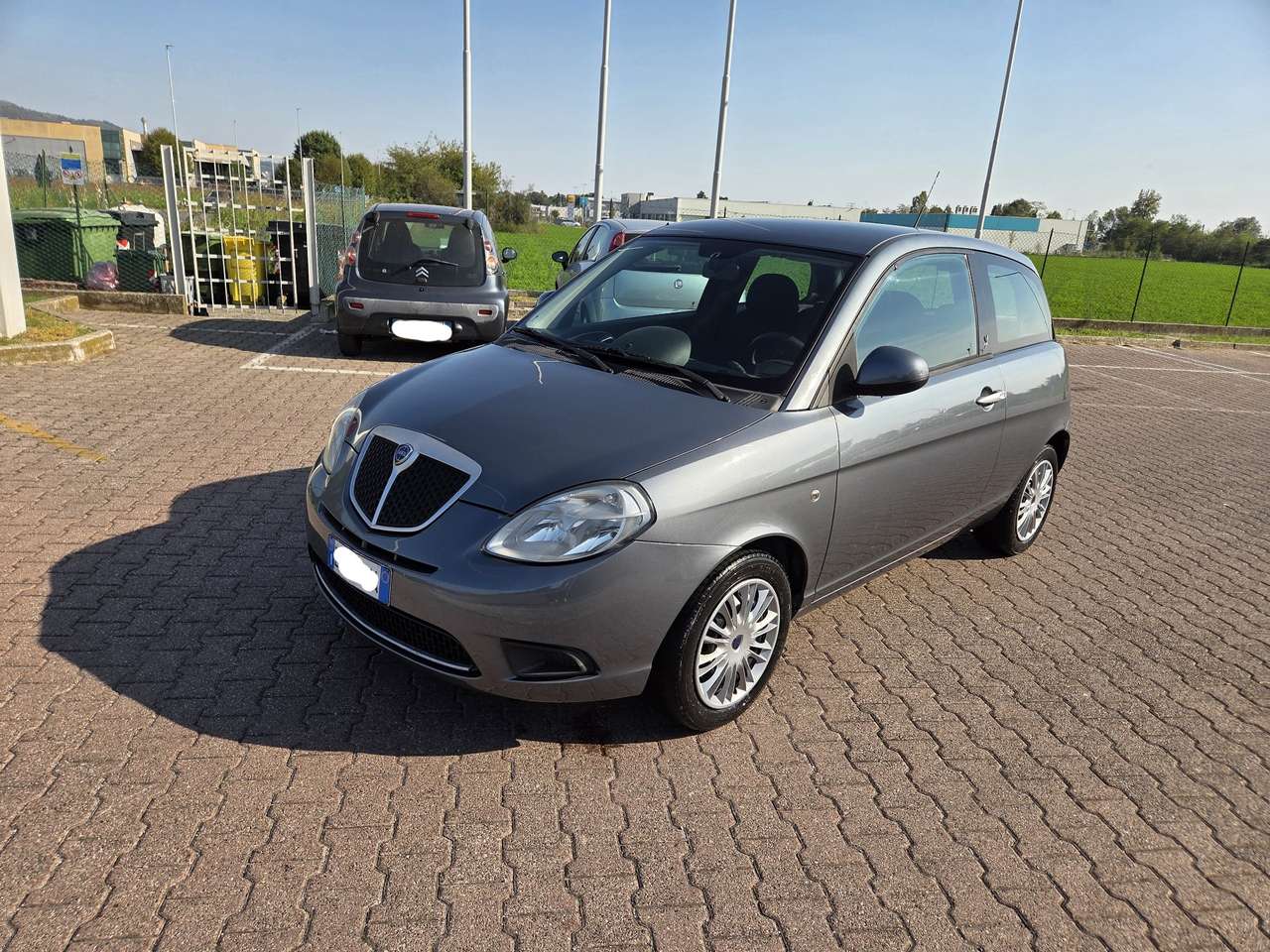 Lancia Ypsilon 1.2 8v Argento