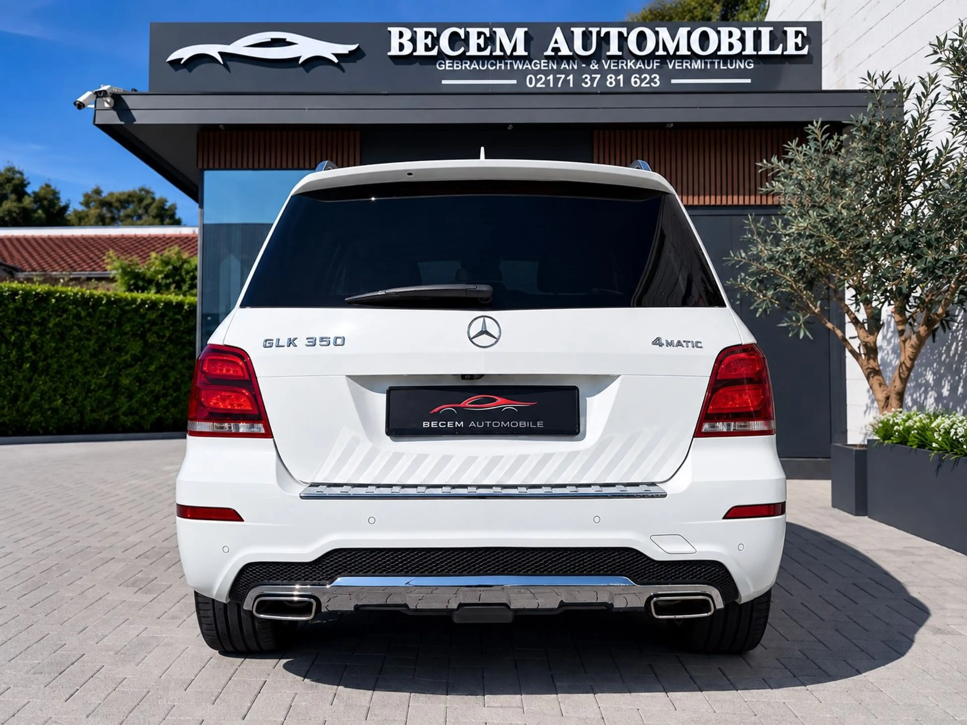 Mercedes-Benz GLK 350 4 MATIC * UNFALLFREI * AMG LINE — photo 6