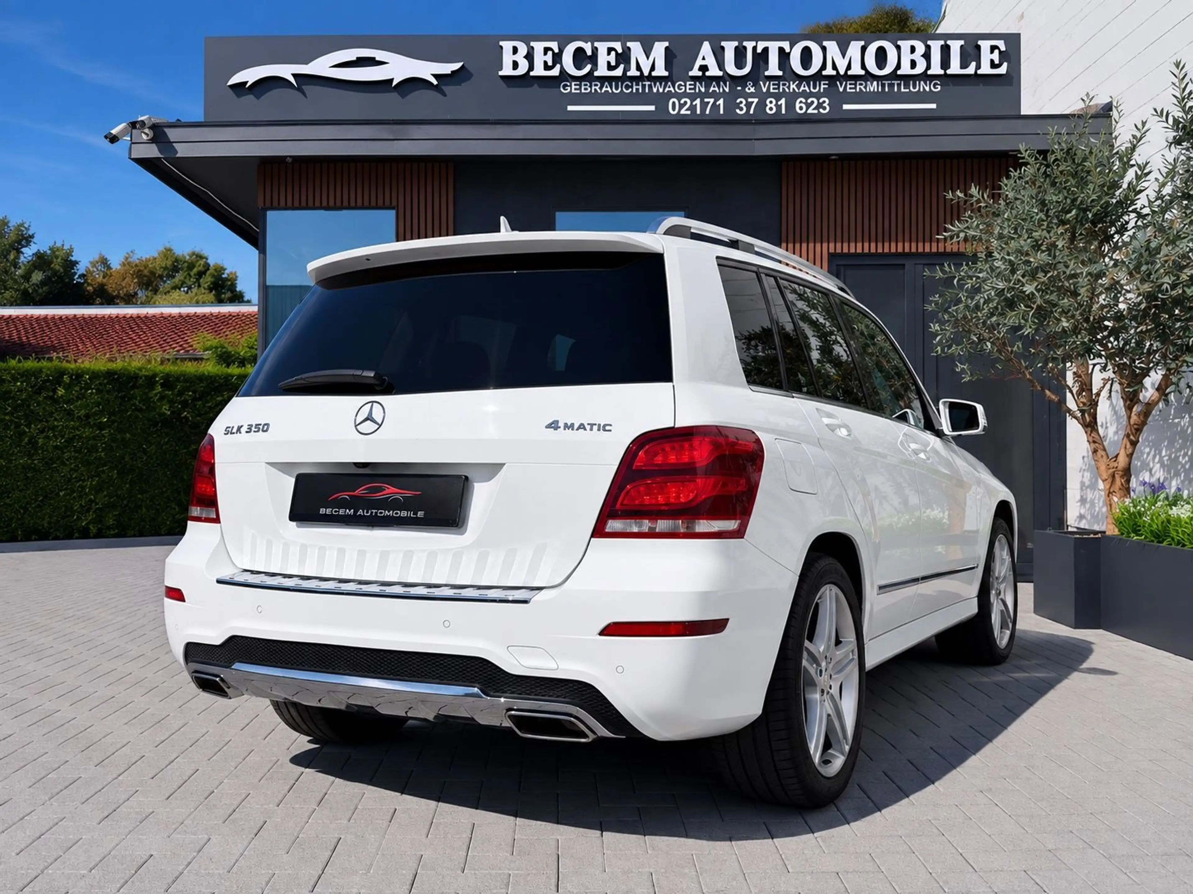 Mercedes-Benz GLK 350 4 MATIC * UNFALLFREI * AMG LINE — photo 8