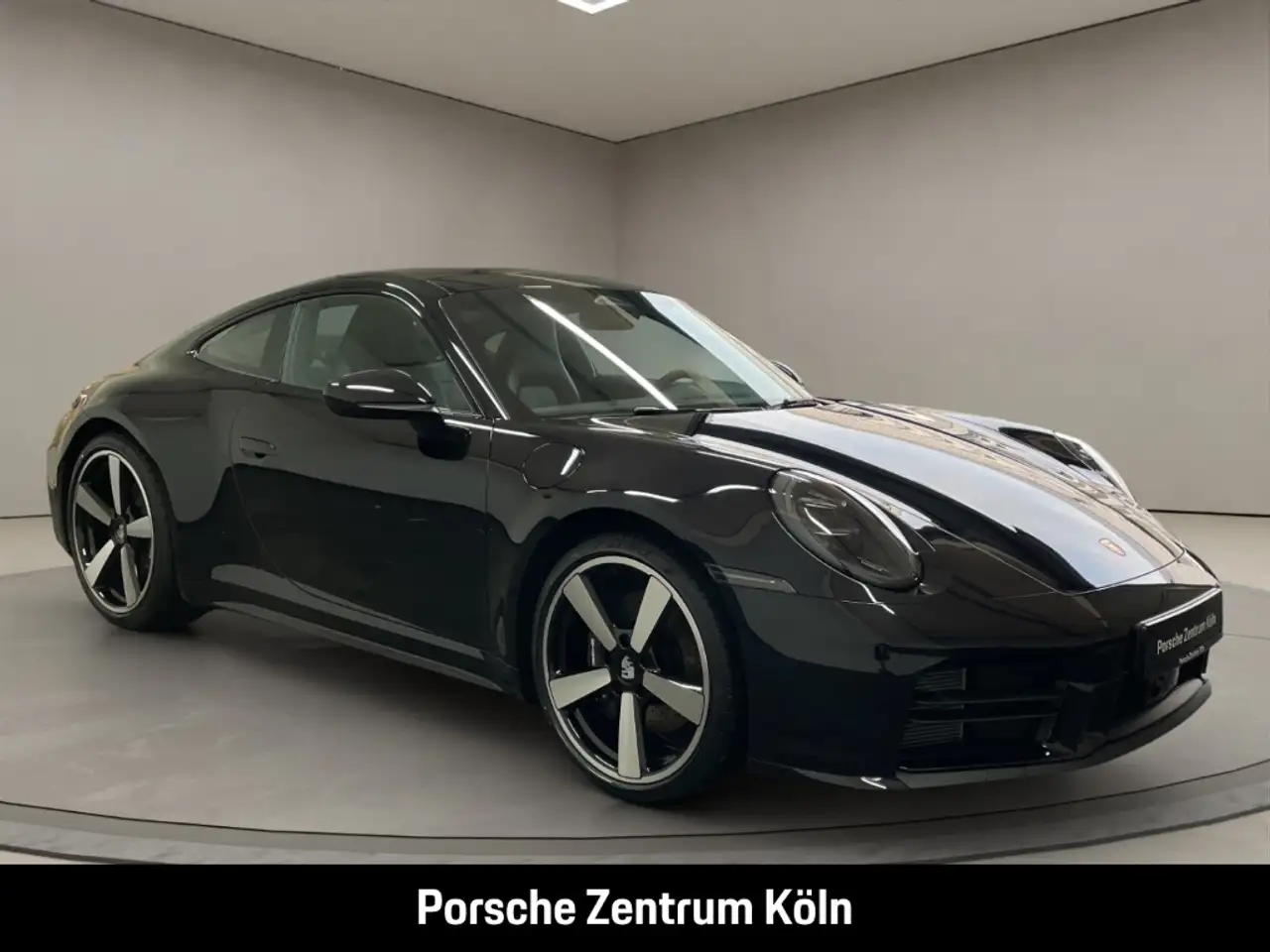 Porsche 992 911 Carrera InnoDrive Sportabgas BOSE 21Zoll 7