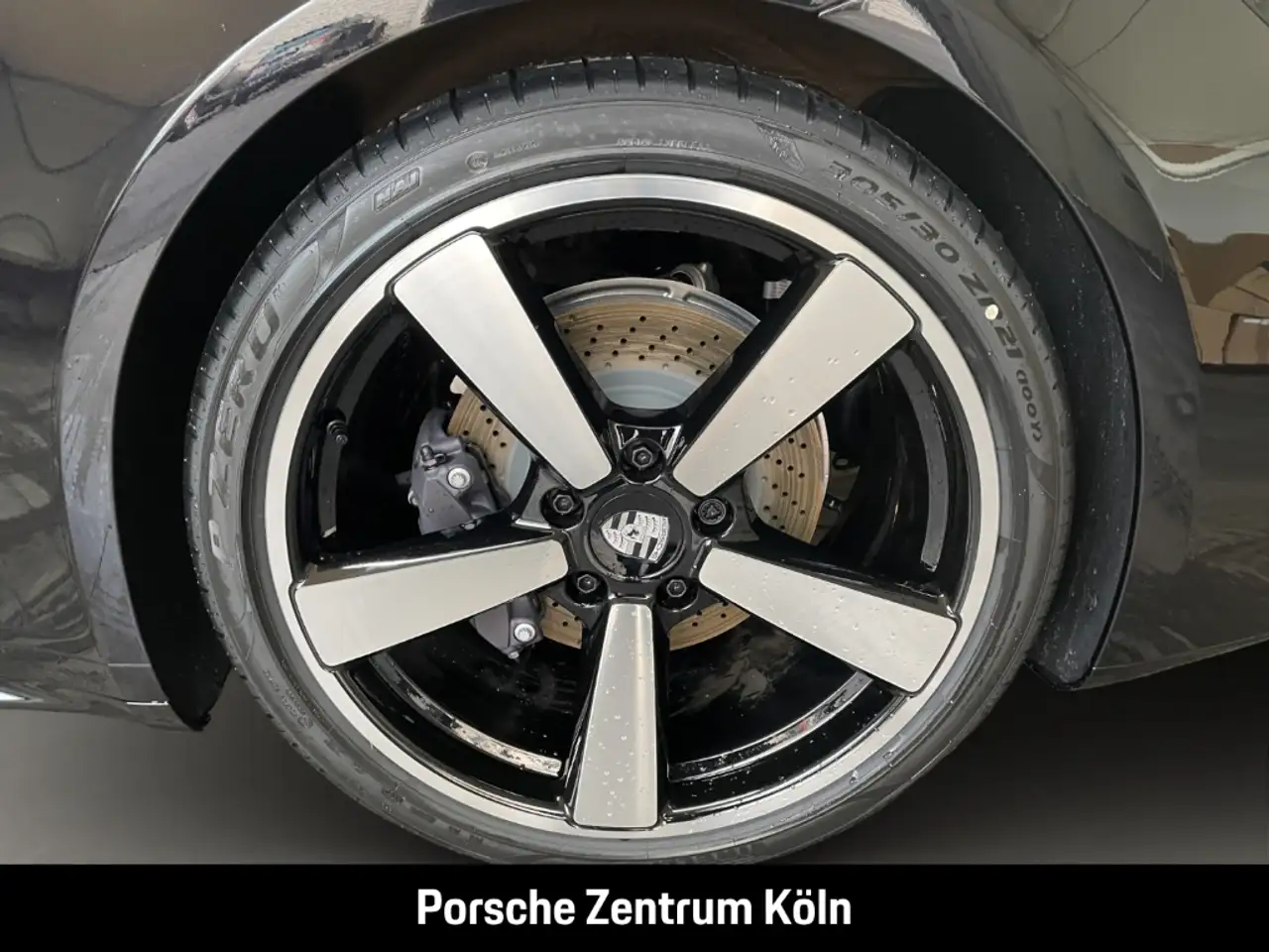 Porsche 992 911 Carrera InnoDrive Sportabgas BOSE 21Zoll 11