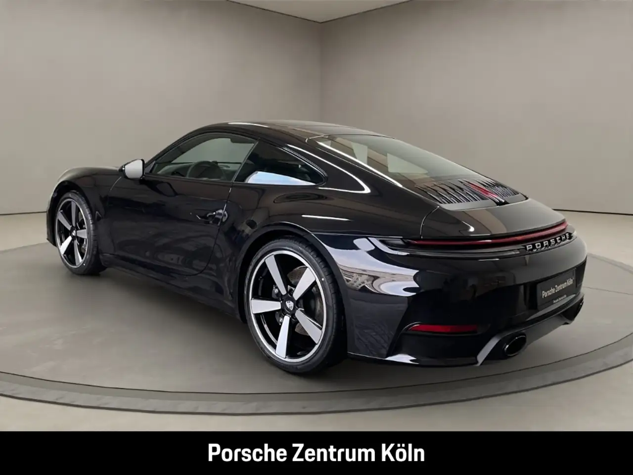 Porsche 992 911 Carrera InnoDrive Sportabgas BOSE 21Zoll 3