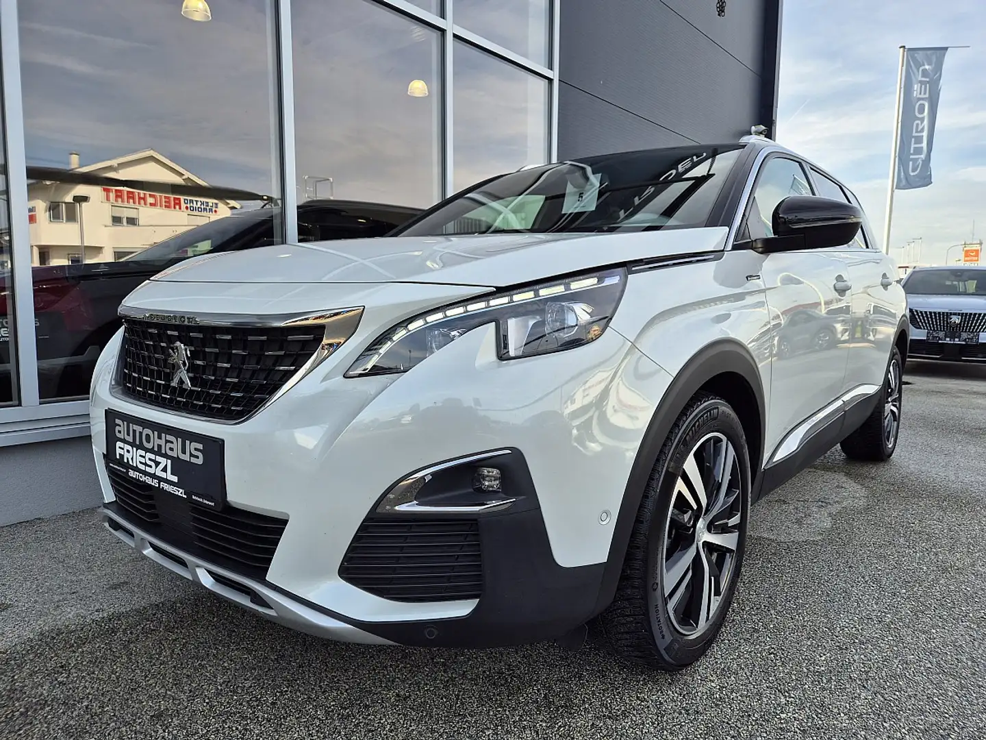 Peugeot 5008 1,2 PureTech 130 S&S GT Line *7-Sitzer* Blanc - 1