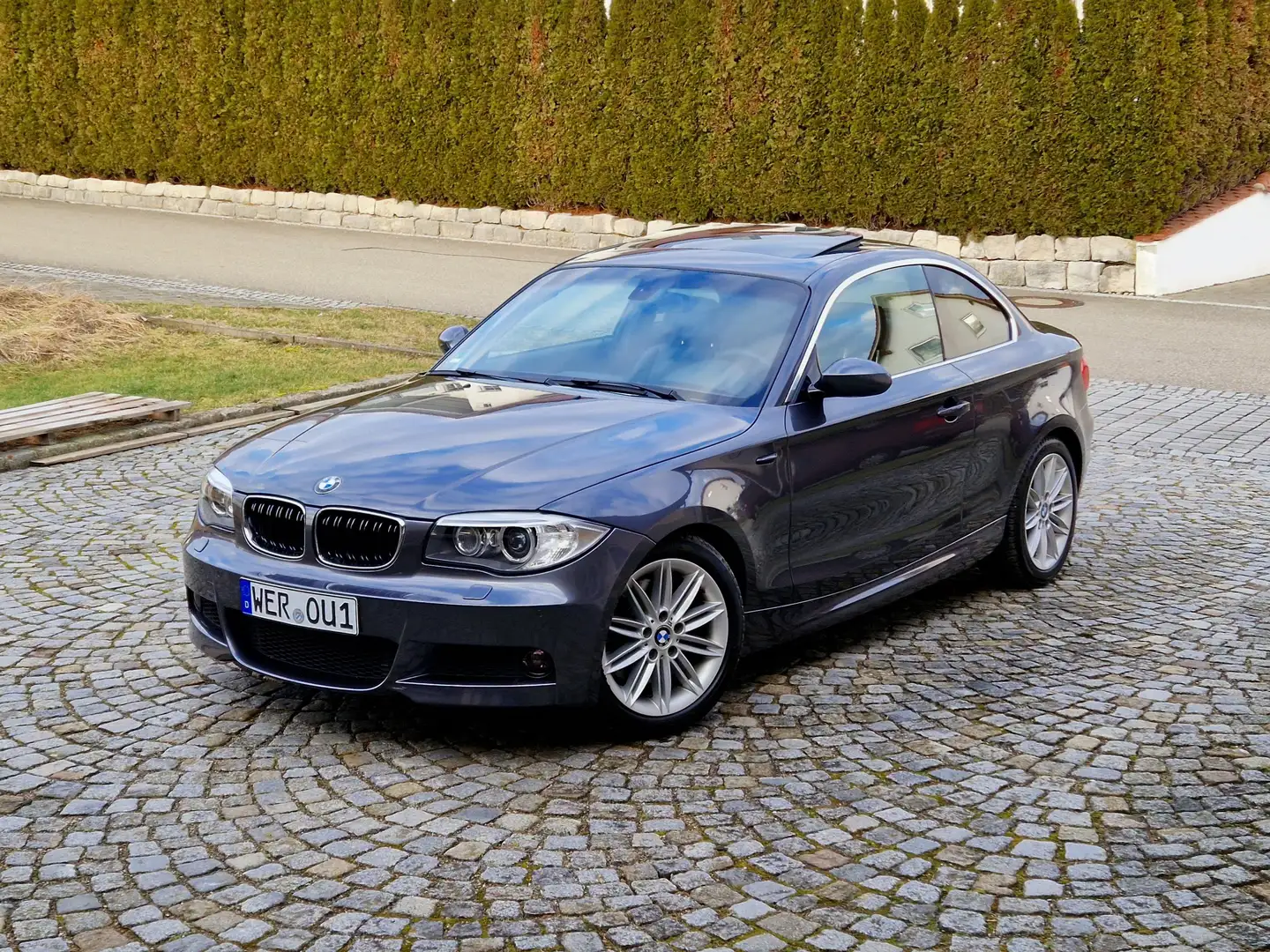 BMW 123 E82 123d Coupe siva - 1