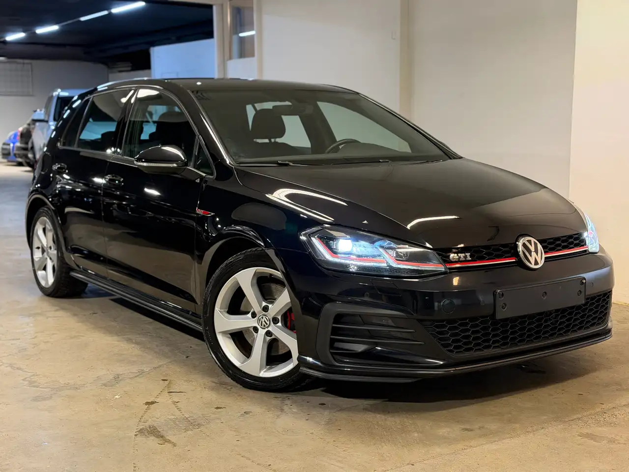 Volkswagen Golf GTI