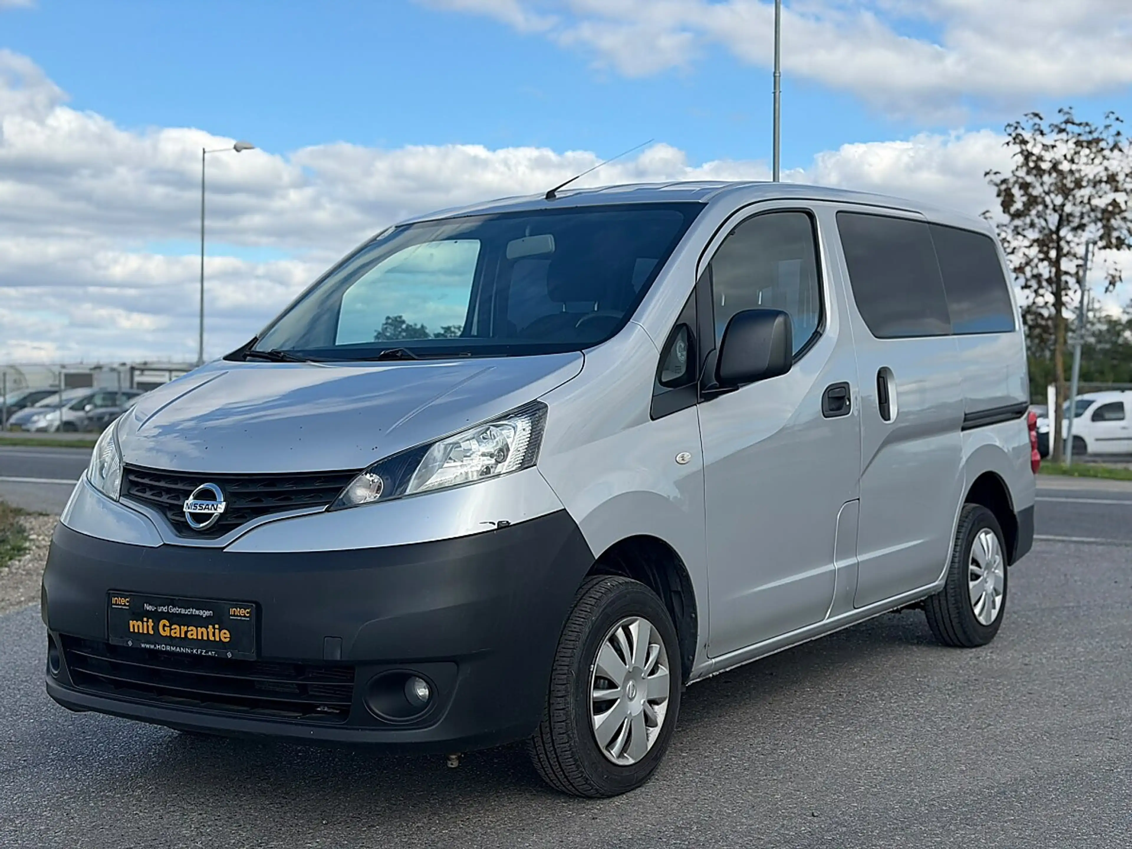 Nissan NV200 Kombi 1,5 dCi 90 Comfort DPF*7Sitze*Klima*AHK* — photo 3