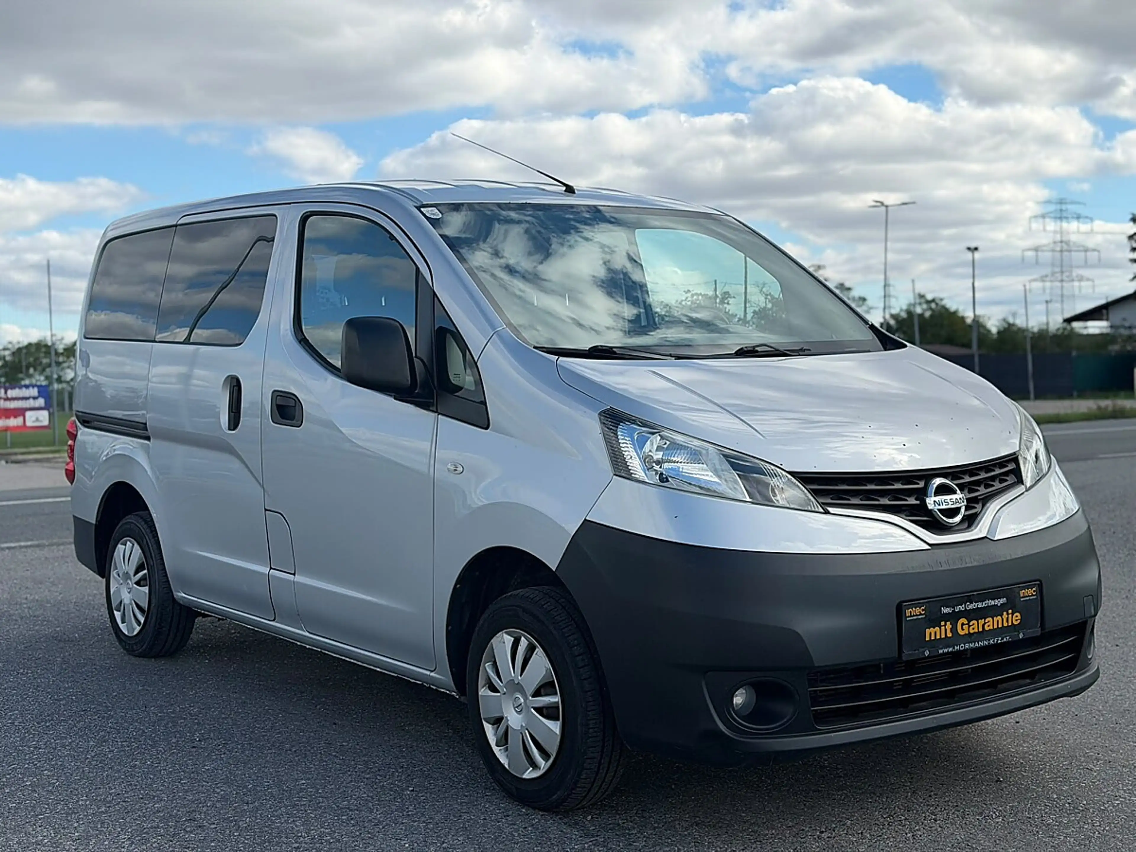 Nissan NV200 Kombi 1,5 dCi 90 Comfort DPF*7Sitze*Klima*AHK*